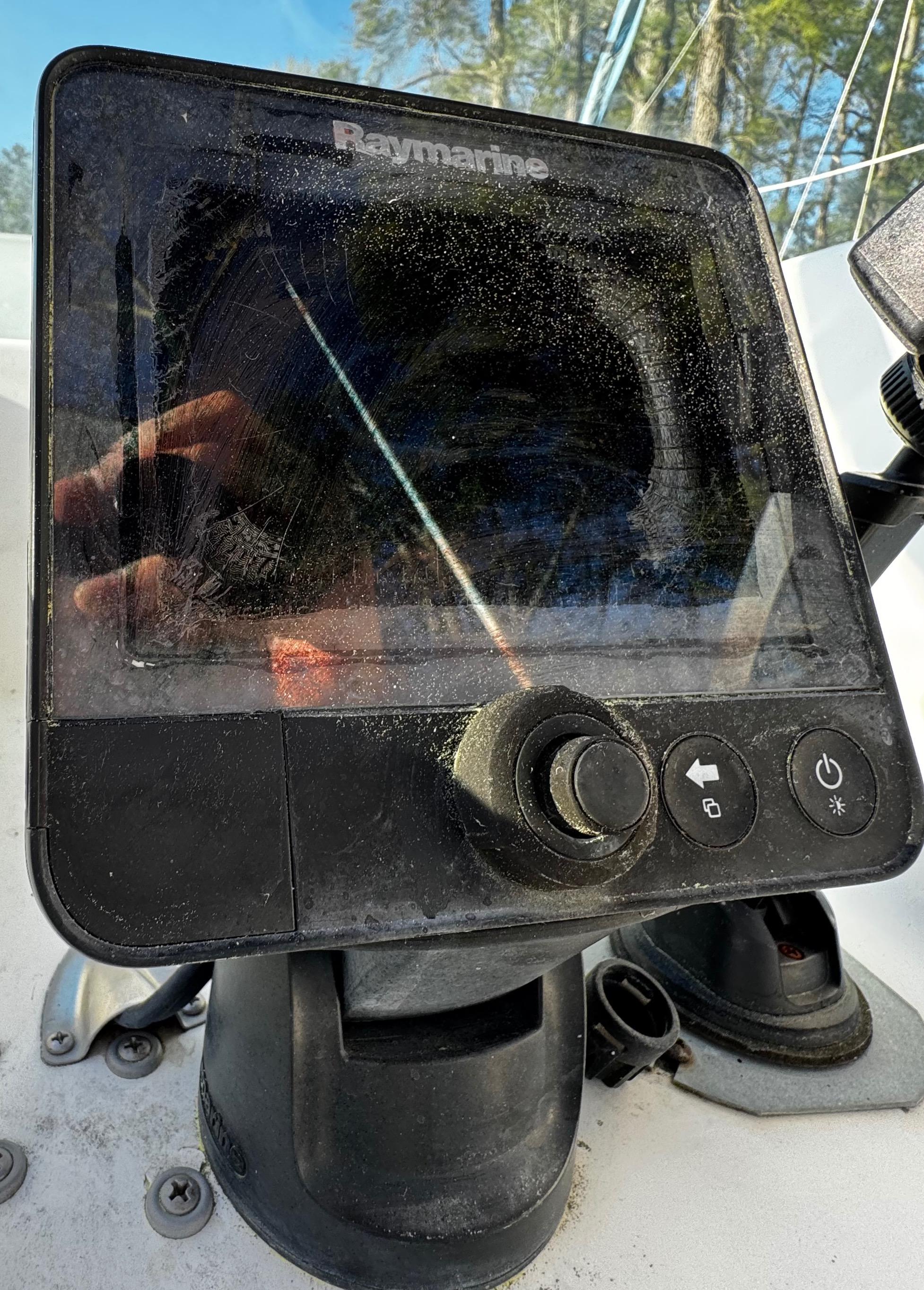 2001 Aquasport 215 Explorer