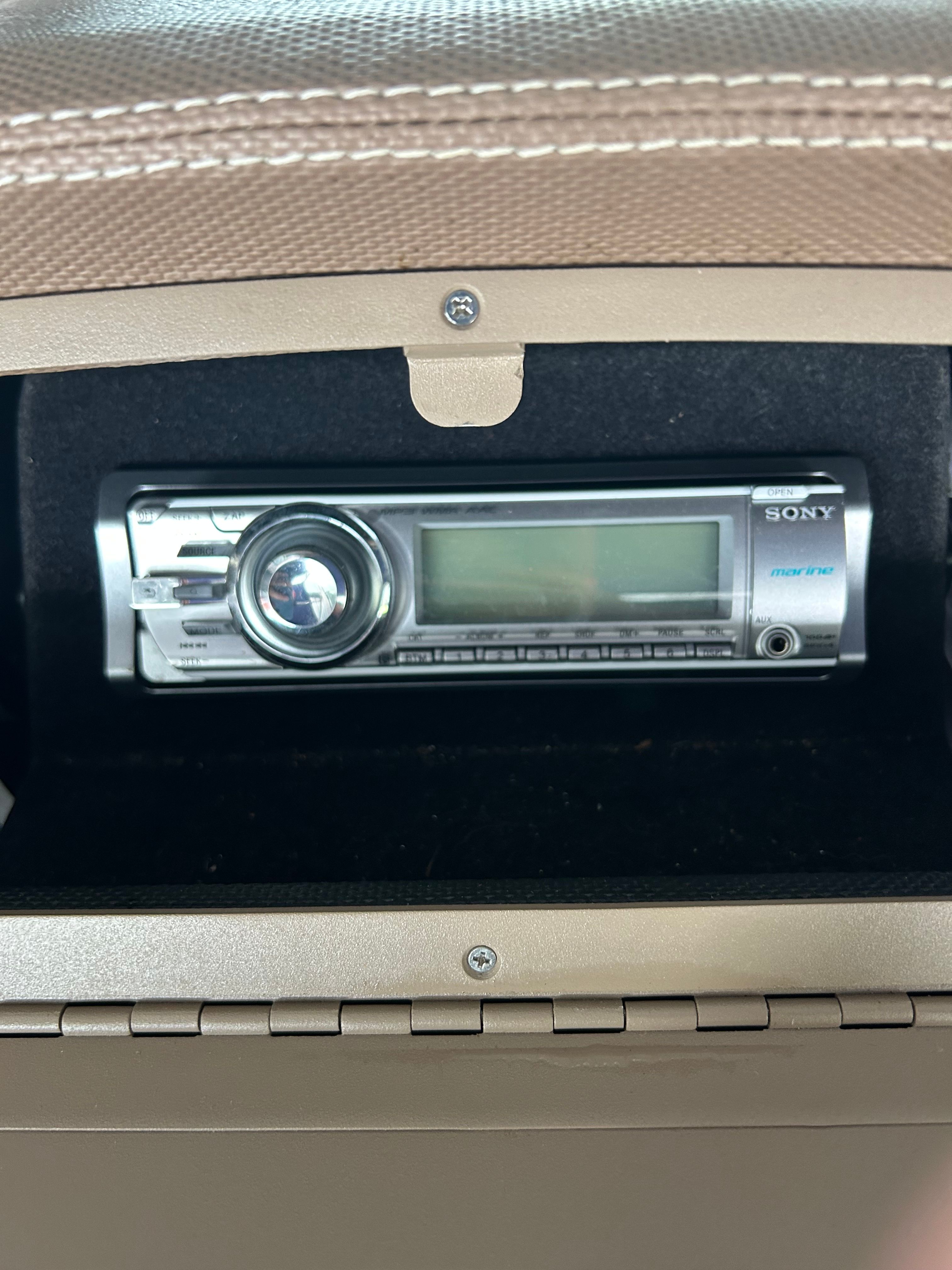 2011 Cobalt 242 - 10