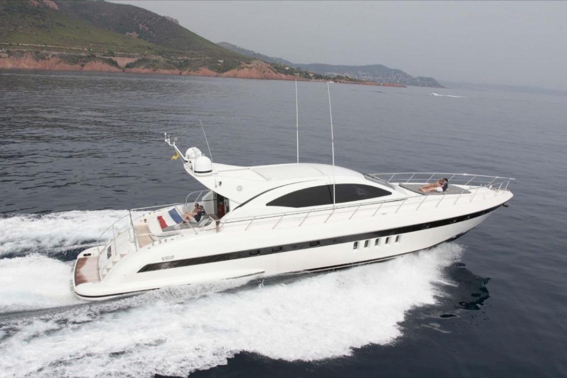 2004 Mangusta 72