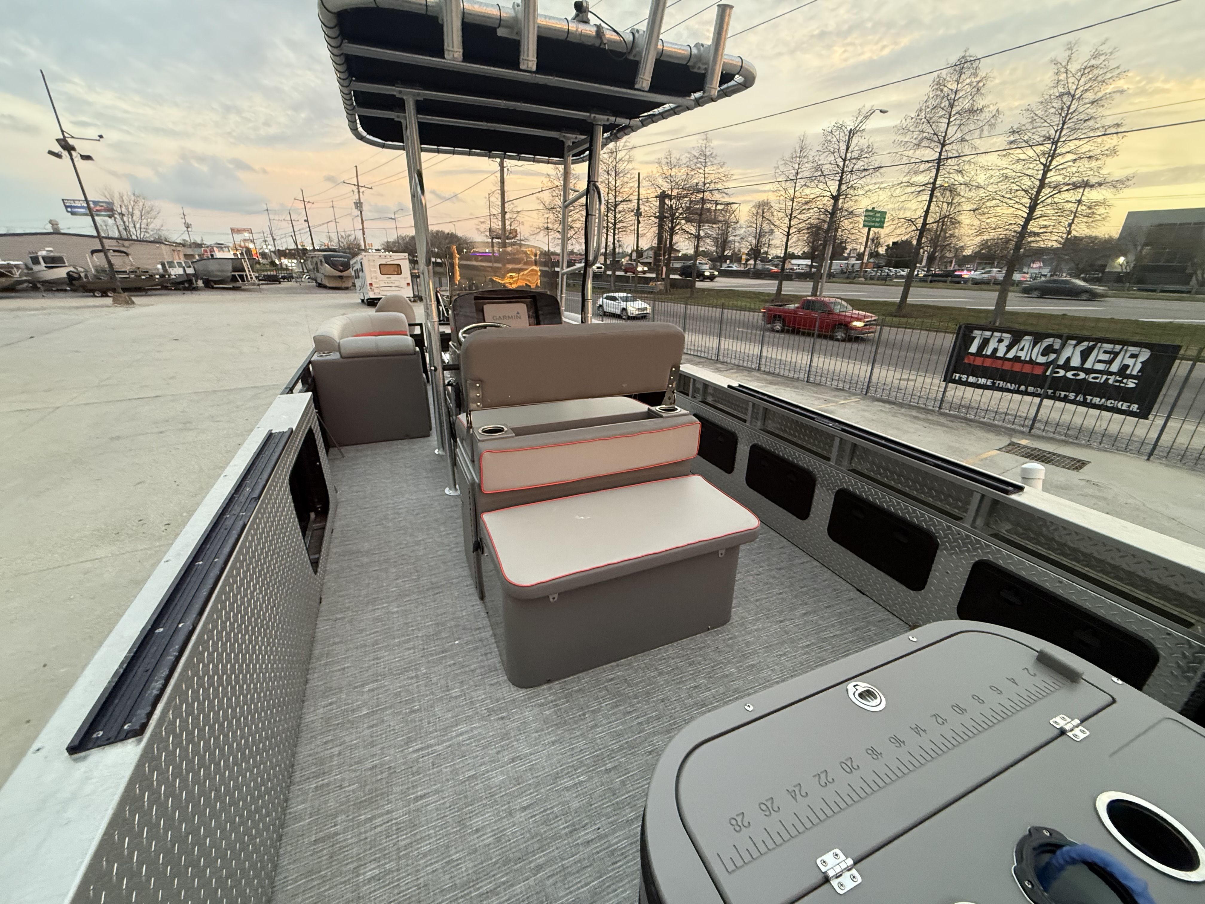 2022 Apex 8524 Pro Fish N Cruise - 17