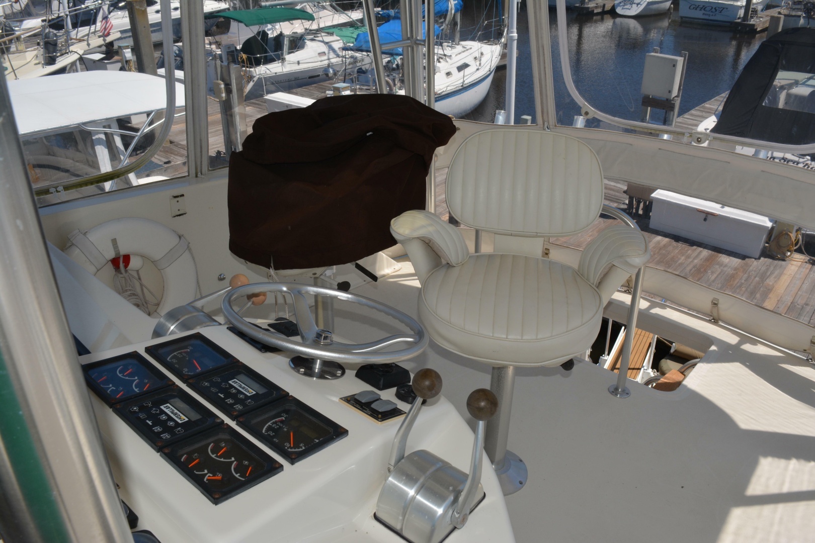 2000 Ocean 56 Super Sport - Image 11
