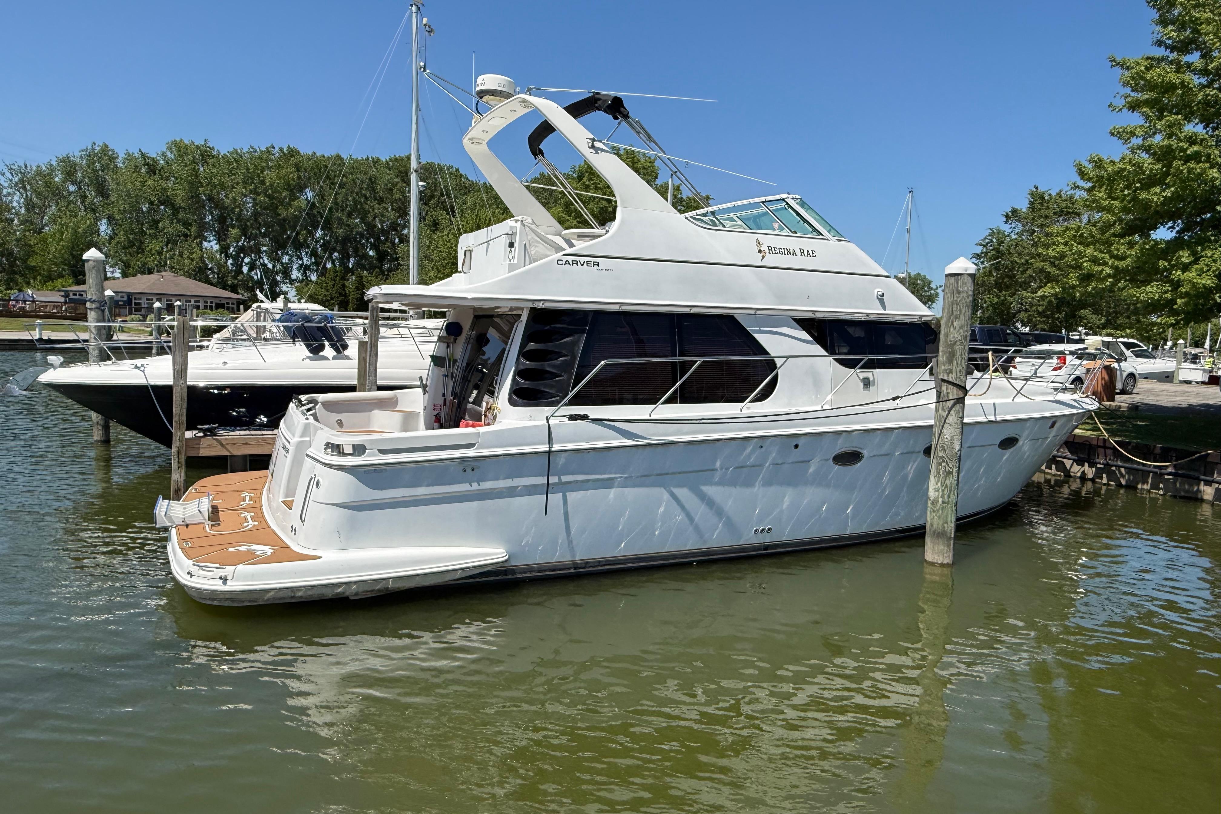 1999 Carver 450 Voyager Pilothouse