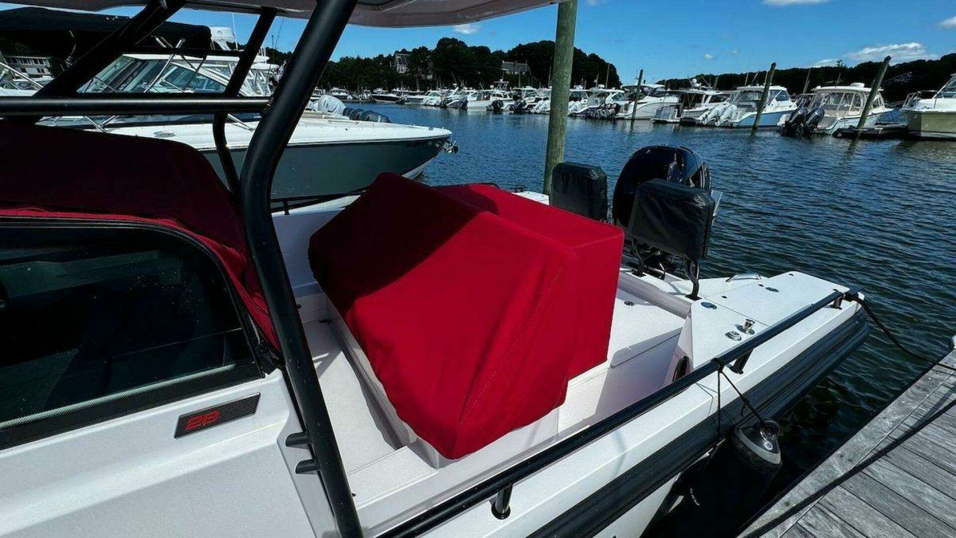 2022 Axopar 28 T-Top - Image 33