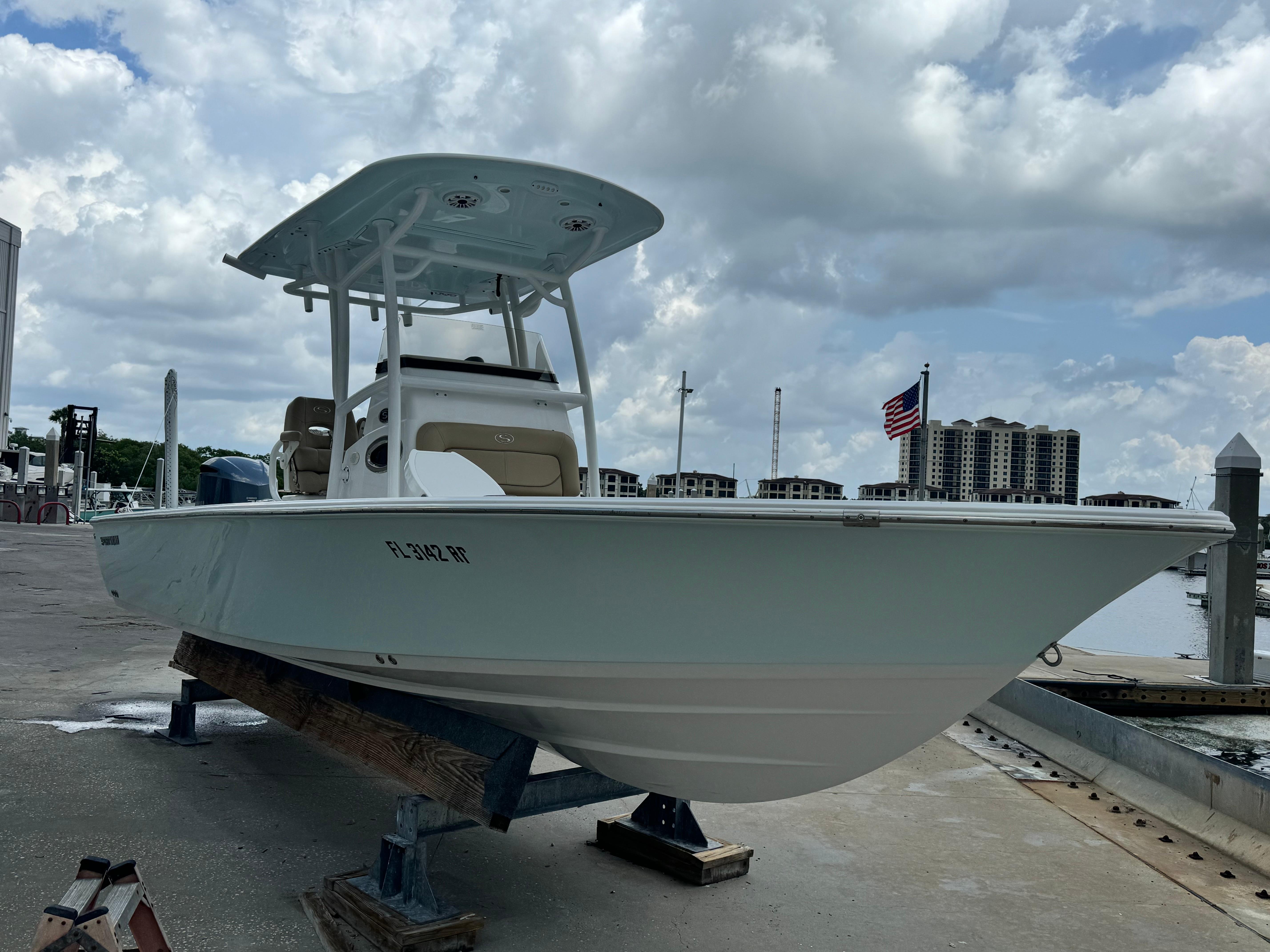 2017 Sportsman Masters 267 Bay Boat