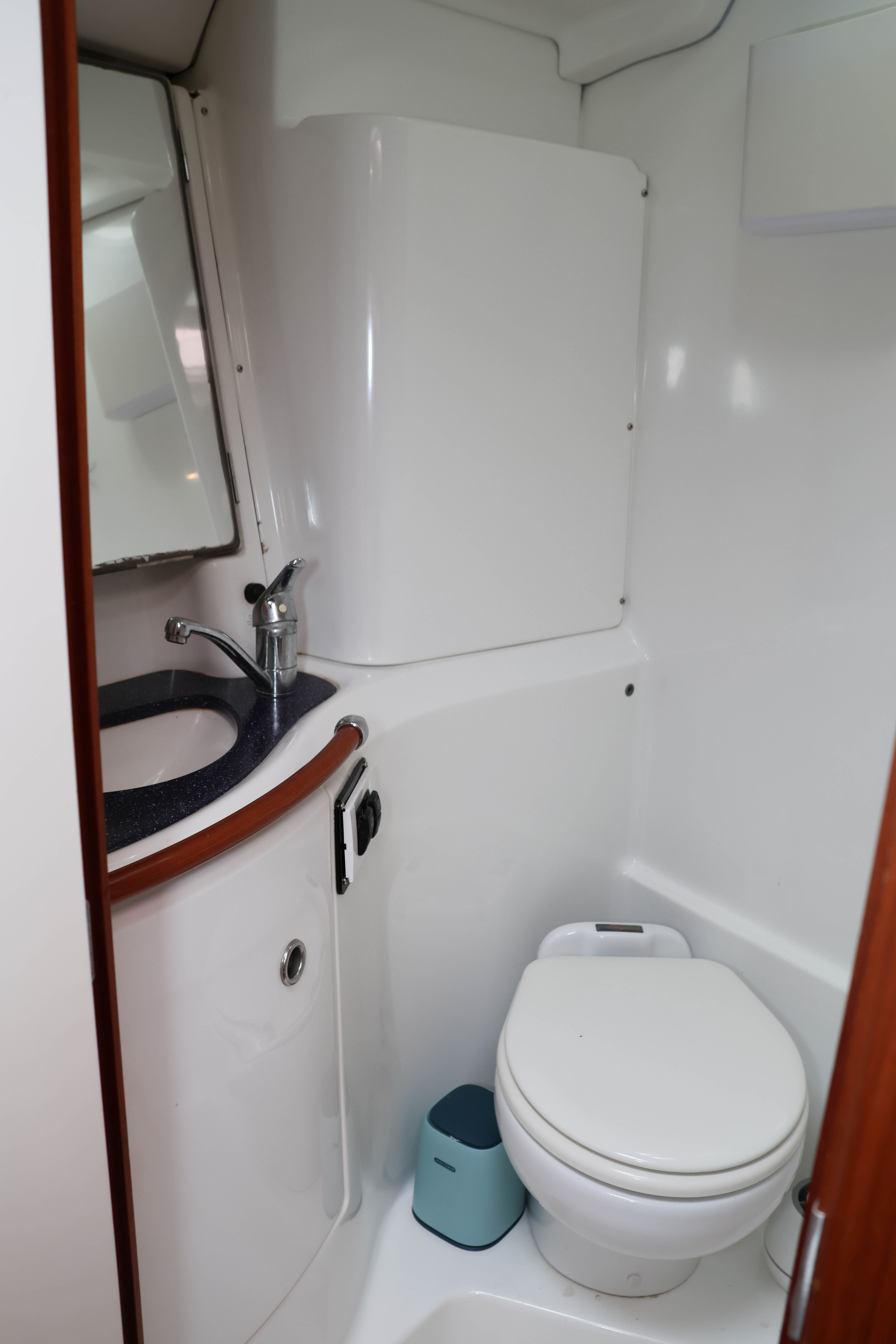2002 Beneteau 473 - 27