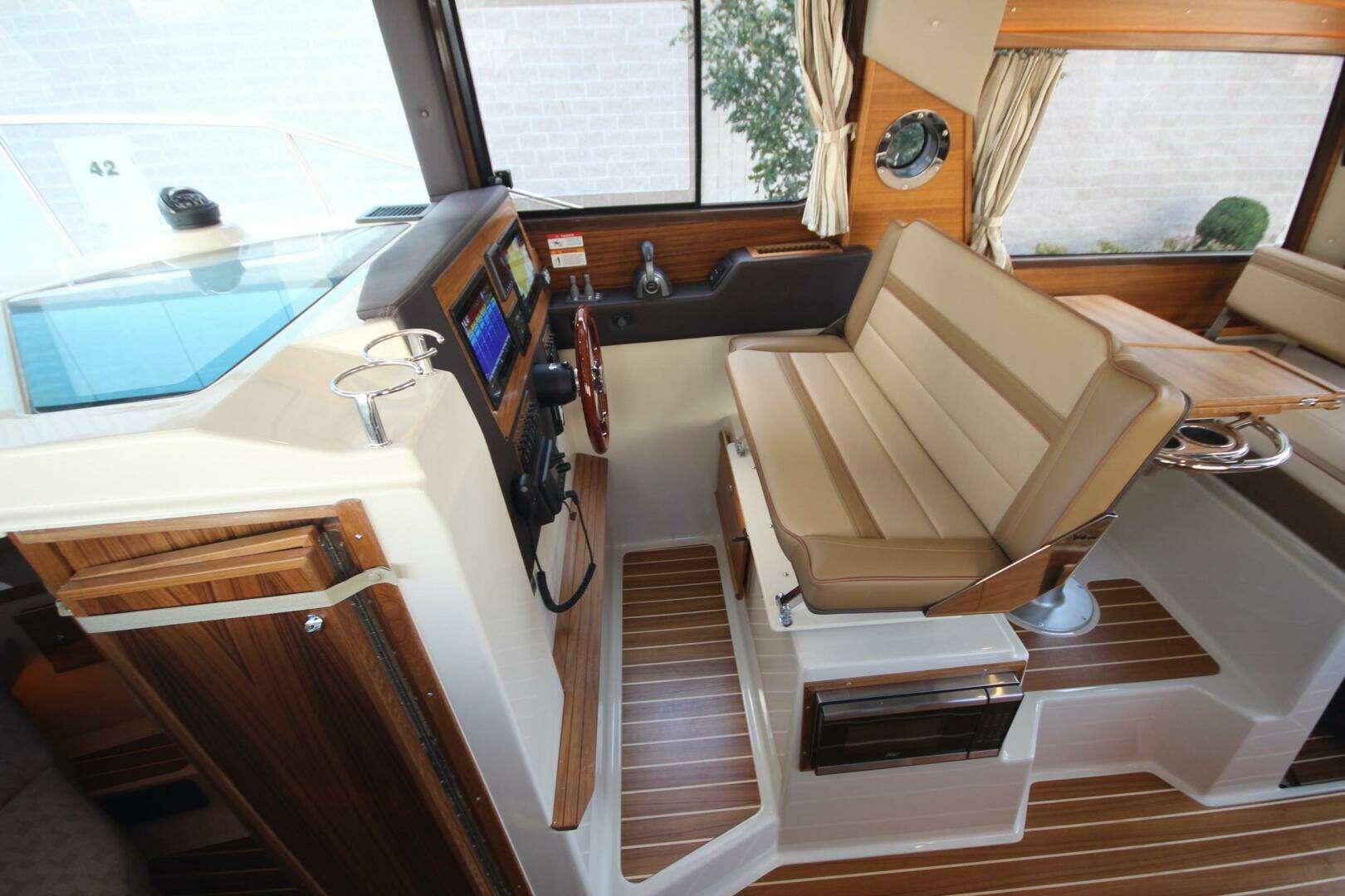 2025 Ranger Tugs R-29 Command Bridge Luxury Edition - Image 41