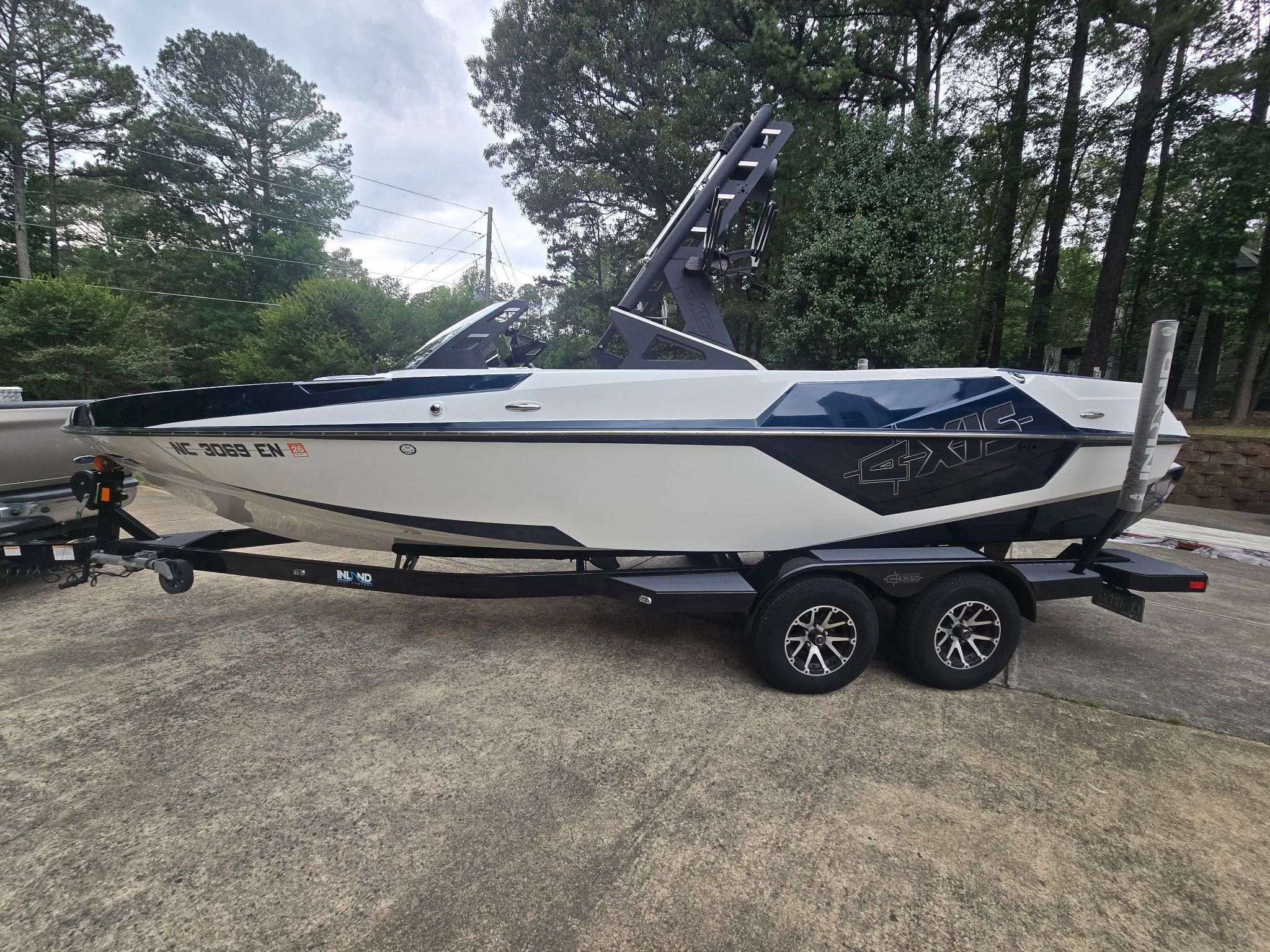 2019 Axis T22 - 2