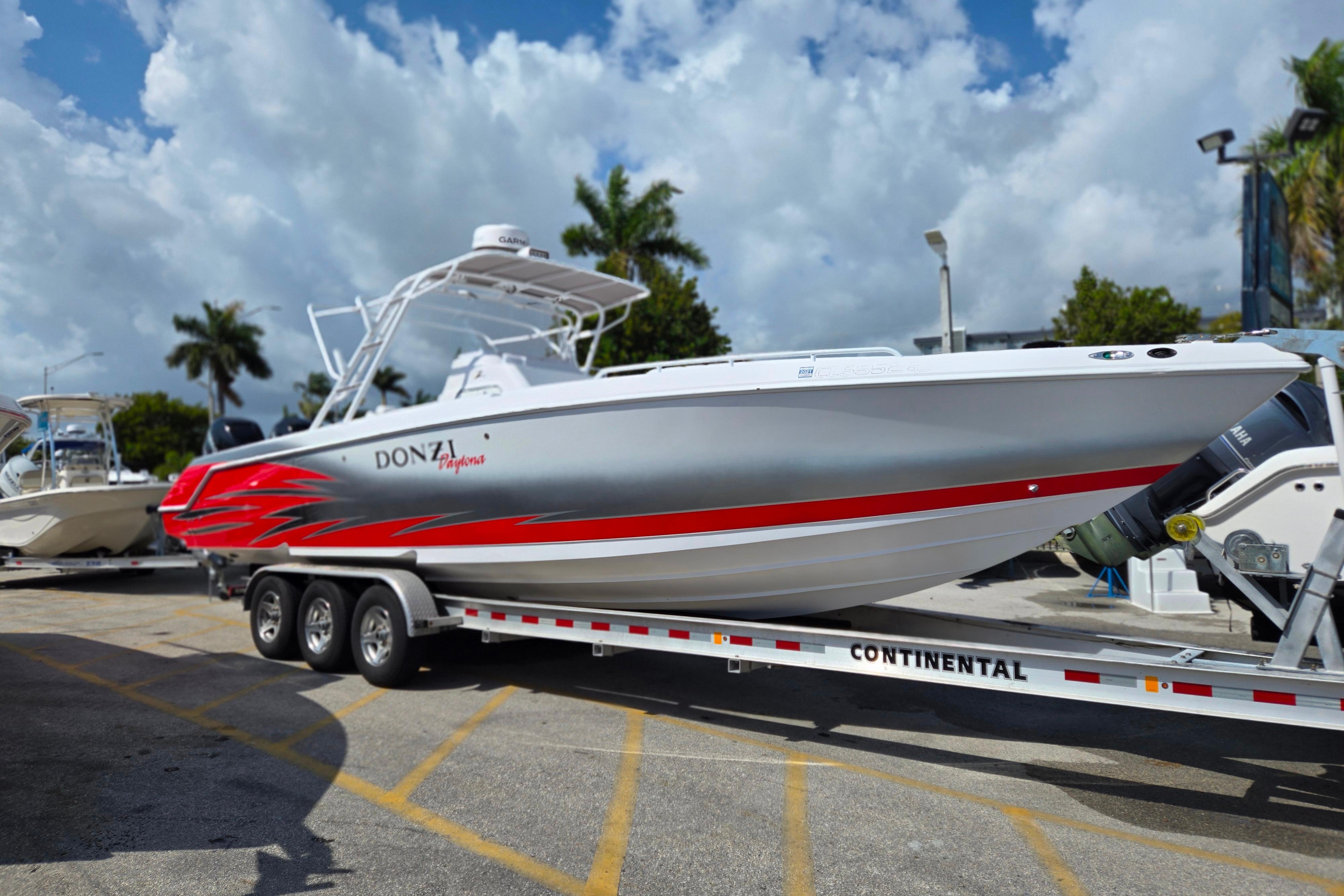 2007 Donzi 35 ZF Daytona