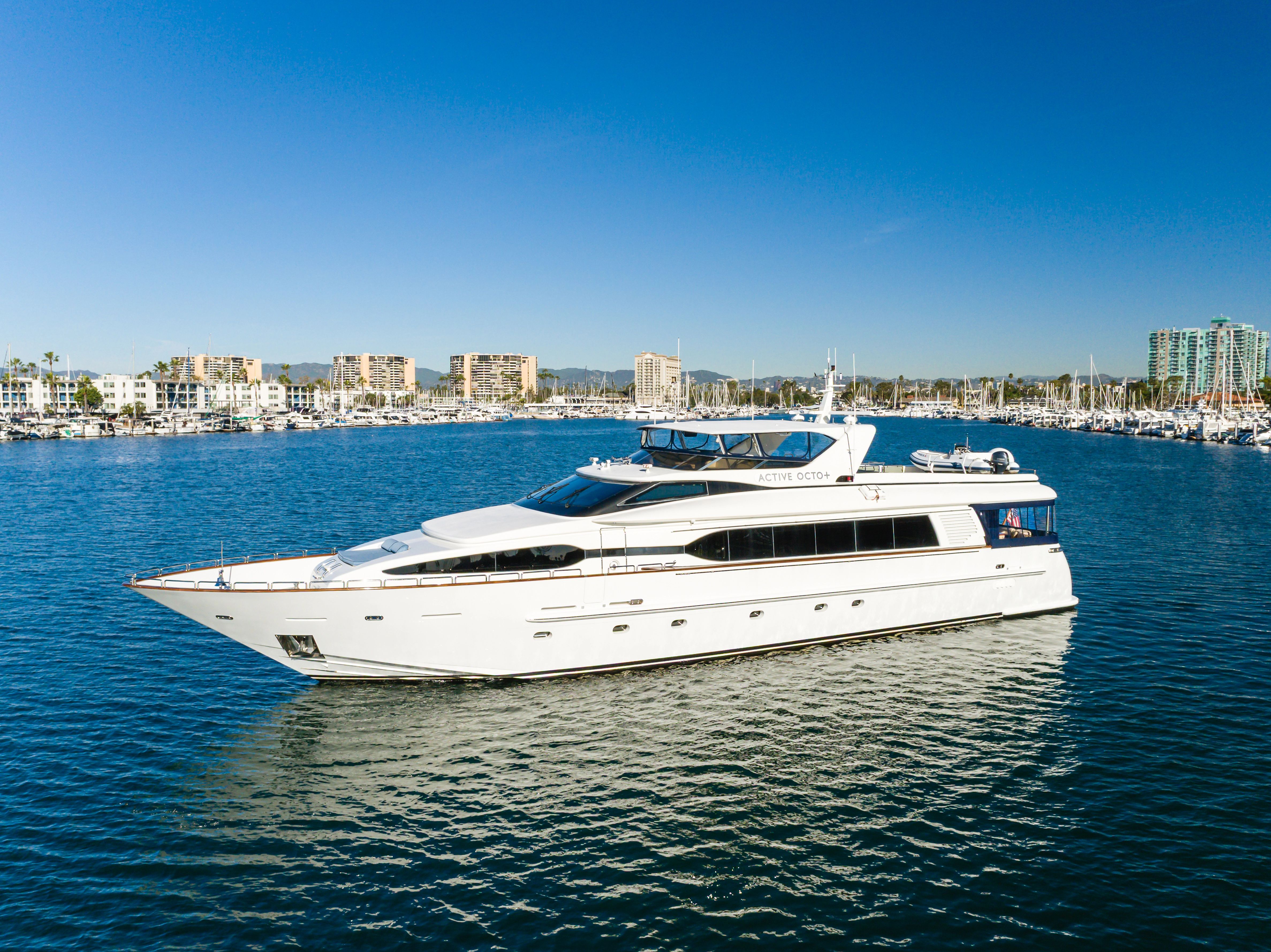 2002 Destiny 104 Raised Pilothouse - 8