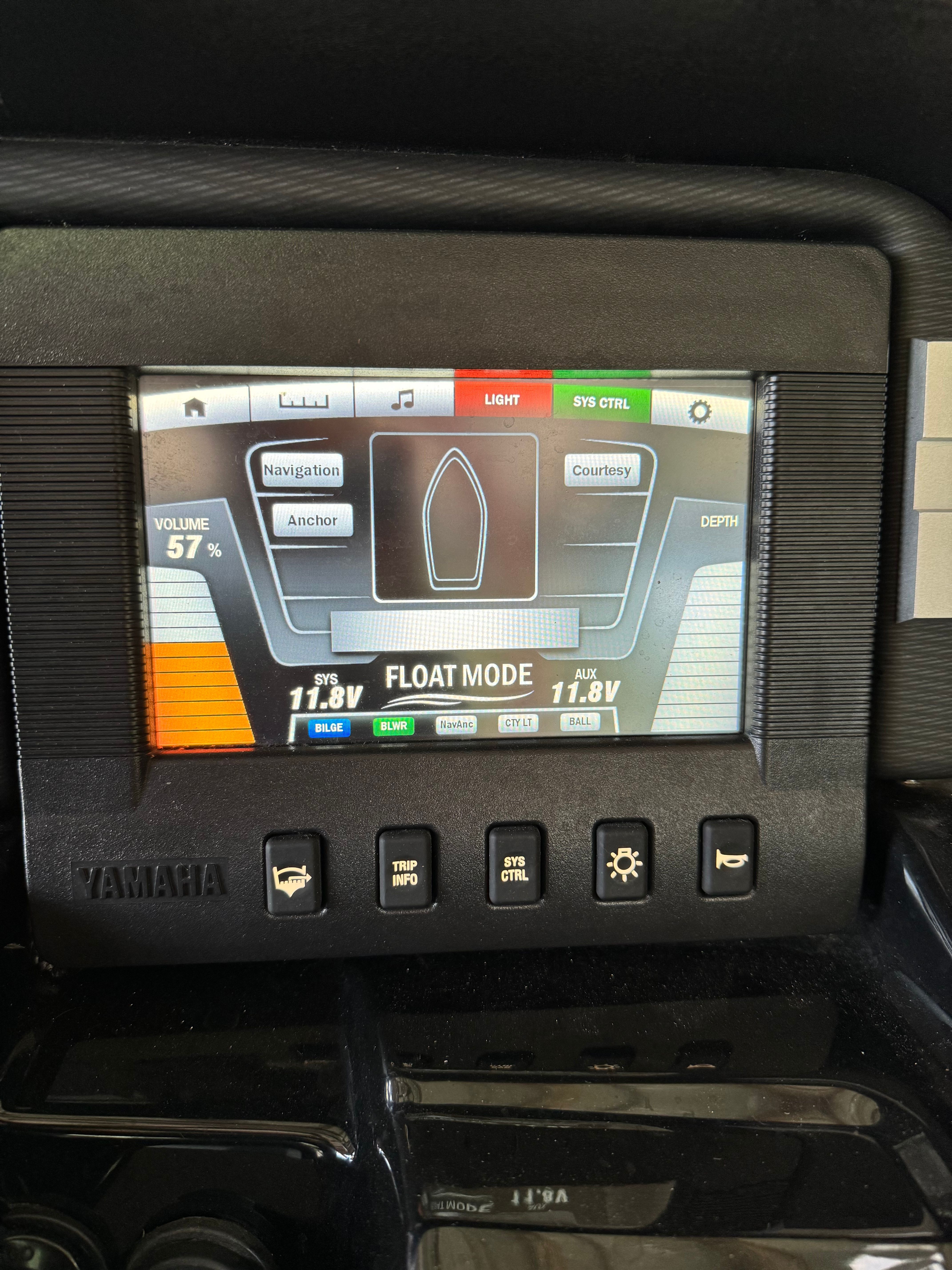 2018 Yamaha Boats 212X - 18