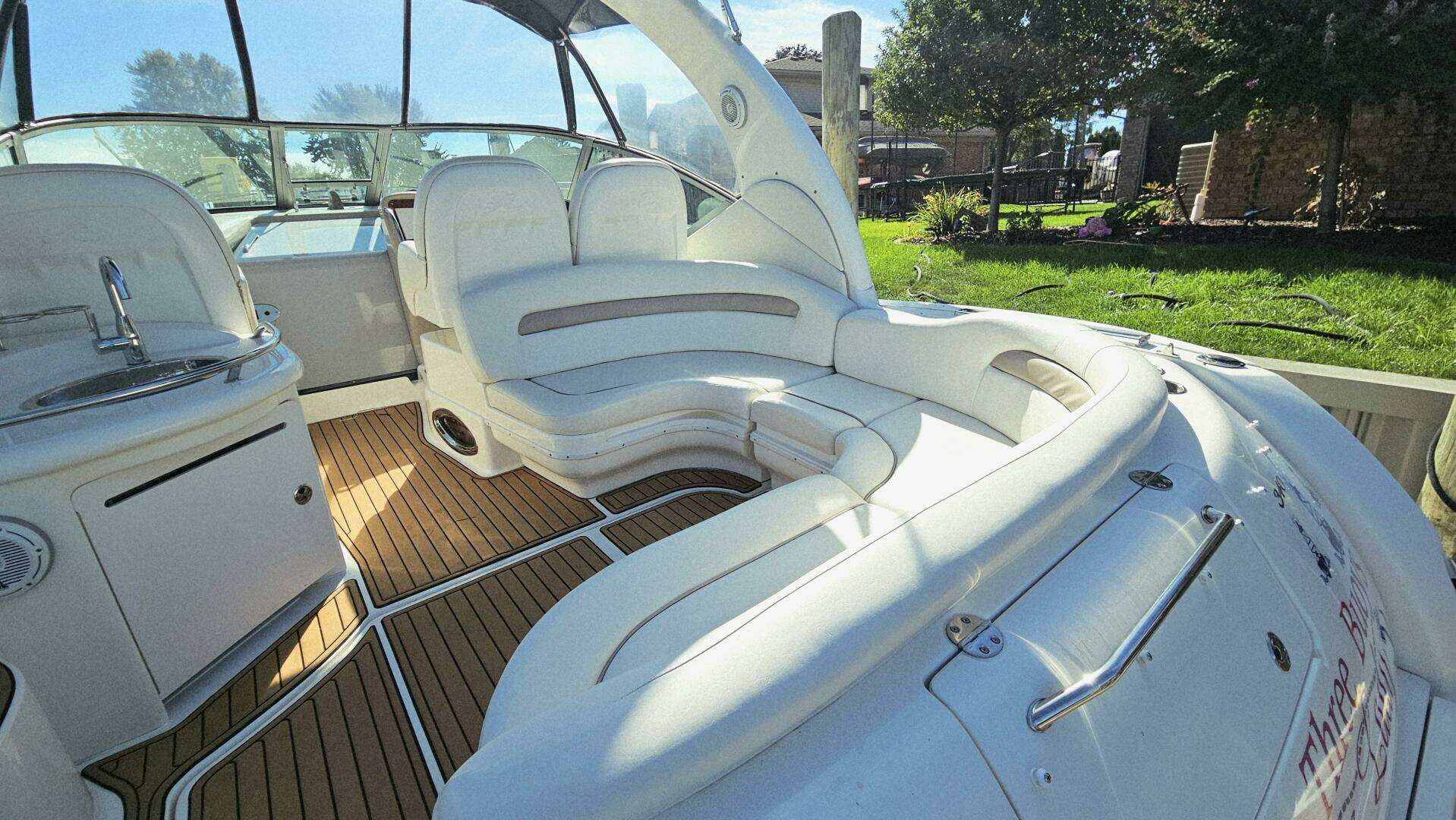 2003 Sea Ray 340 Sundancer - Image 13