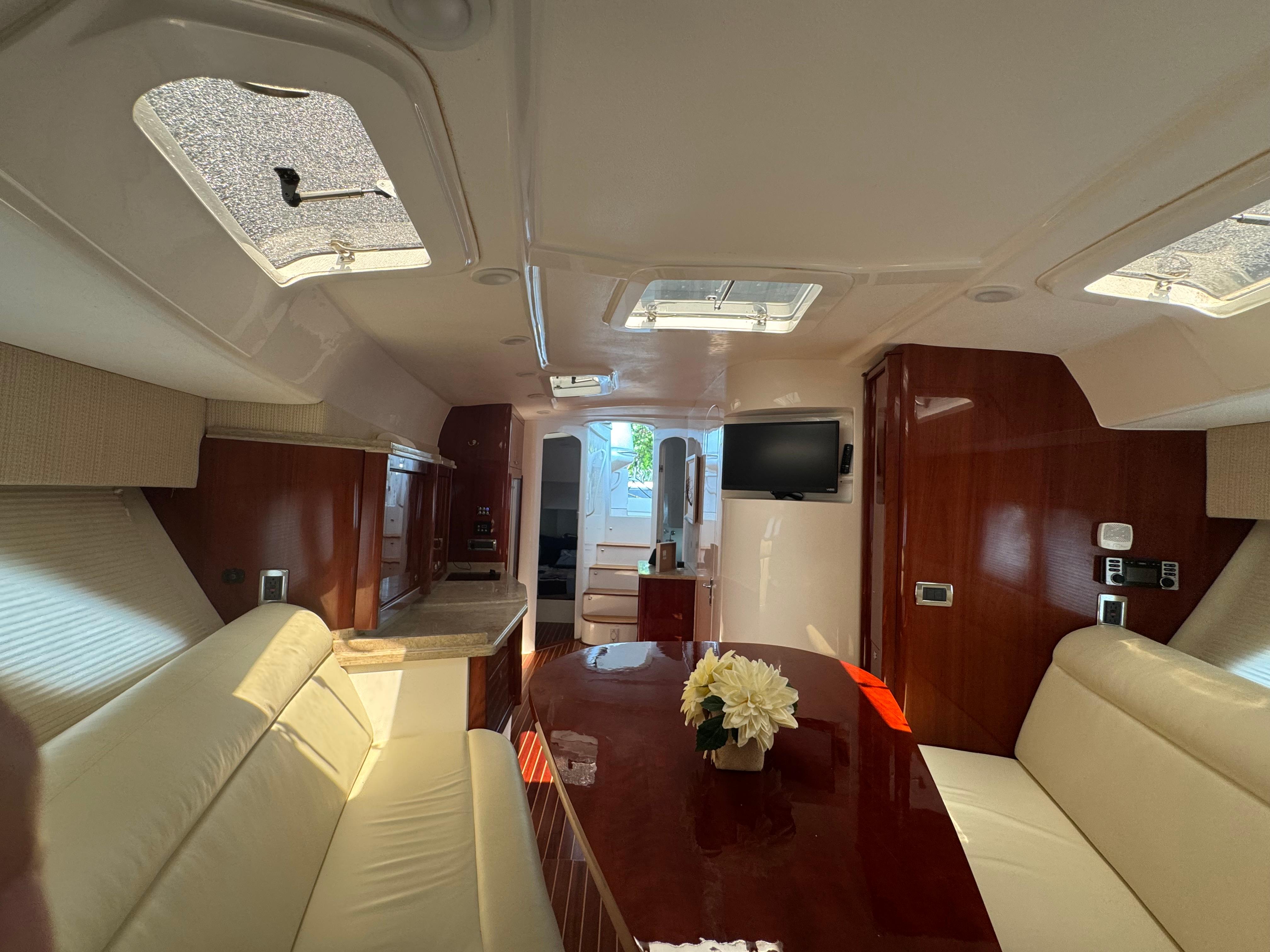 2012 Intrepid 475 Sport Yacht - 38