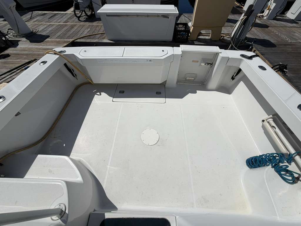 2000 Luhrs Tournament 340 Convertible - 6