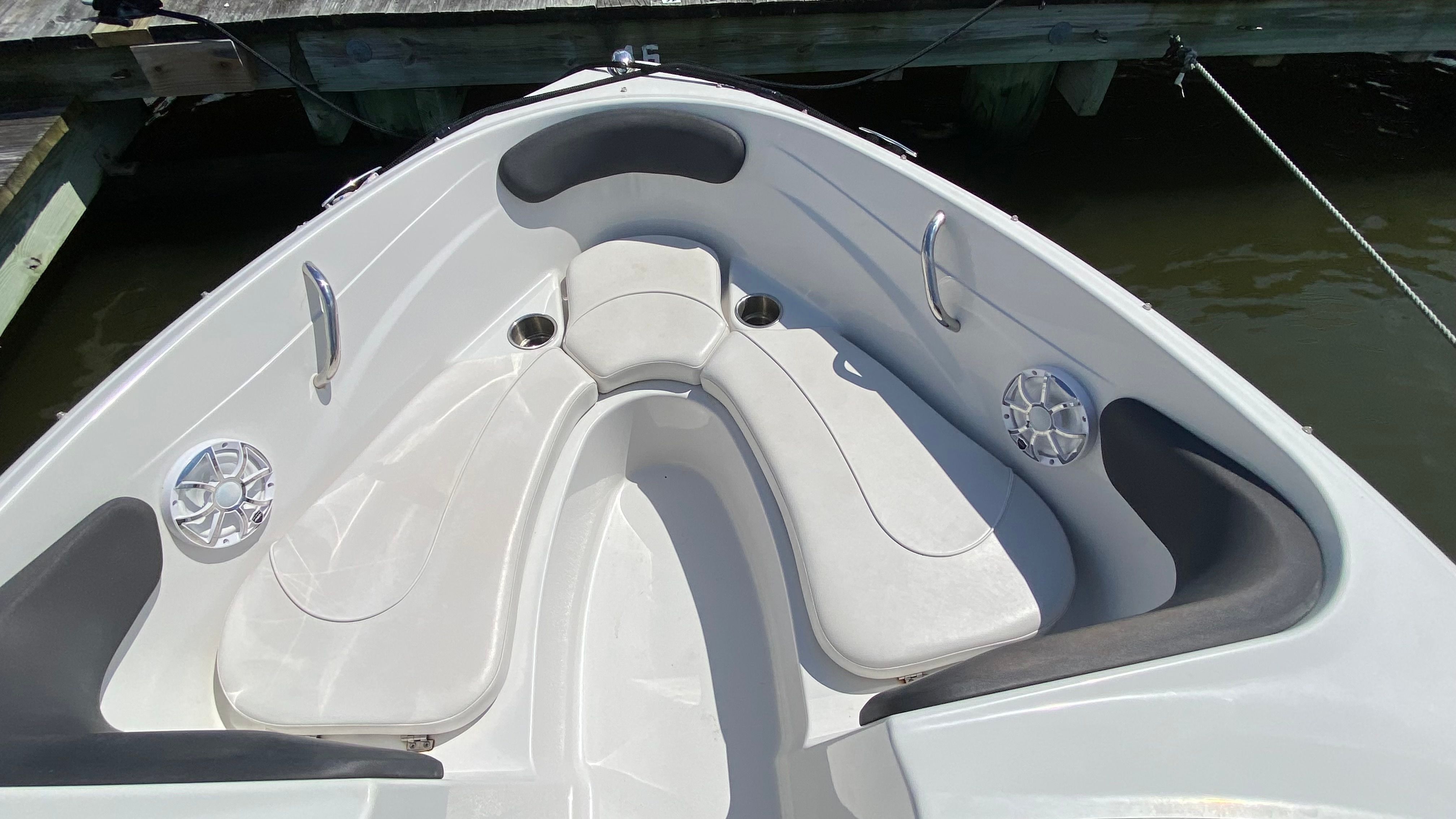 2012 Four Winns H180 - 11