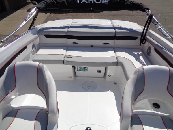 2023 Tahoe 210 Si boat interior with white and red seating.