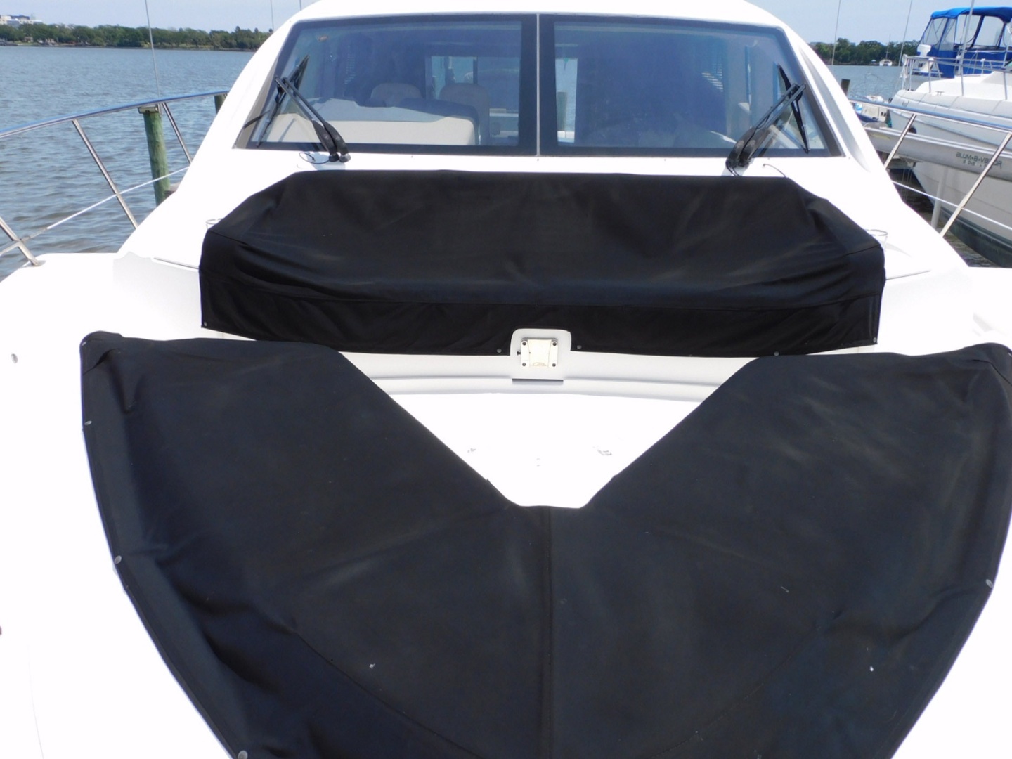 2019 Sea Ray 550L - Image 12