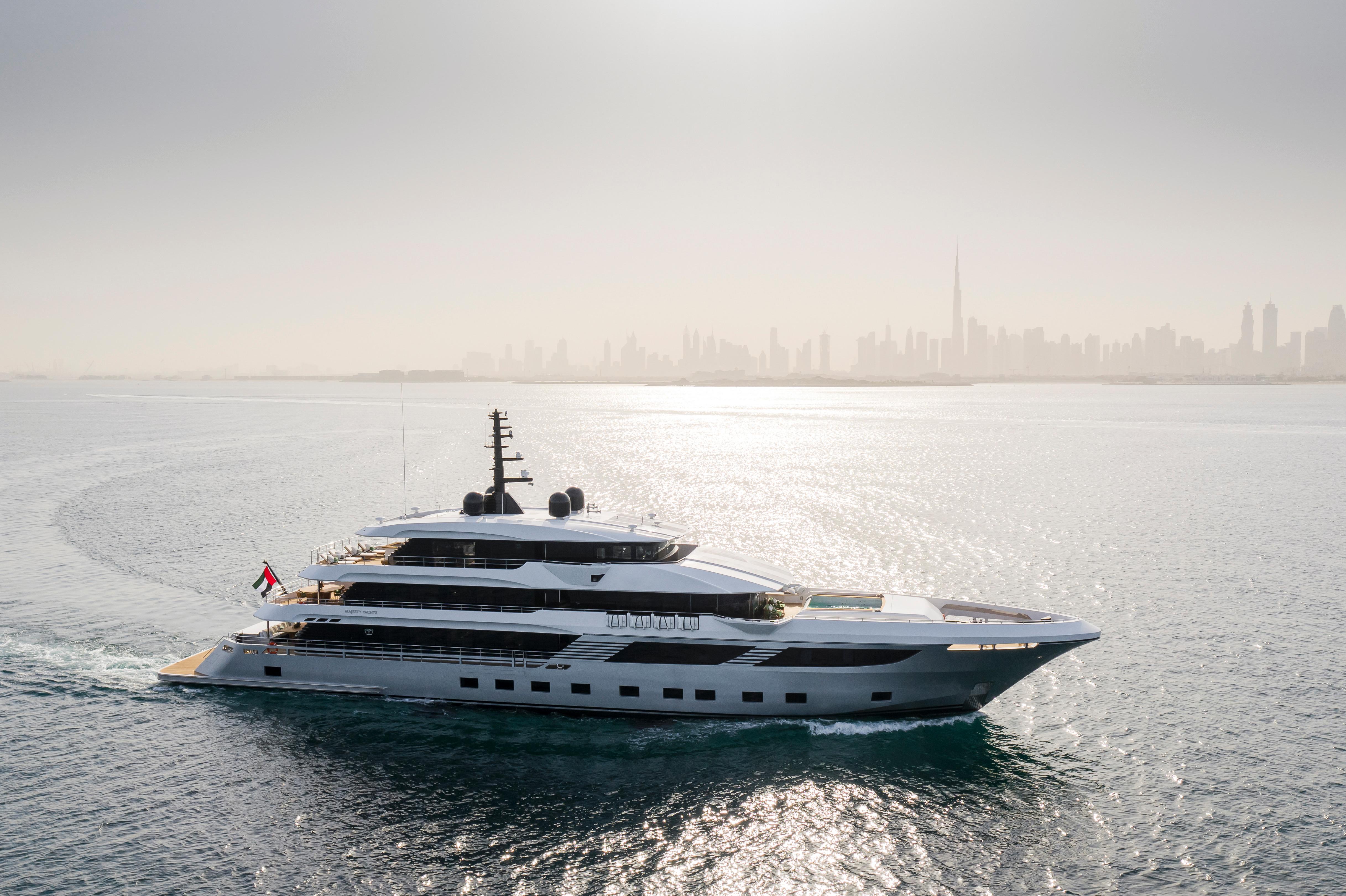 2023 Gulf Craft Majesty 175