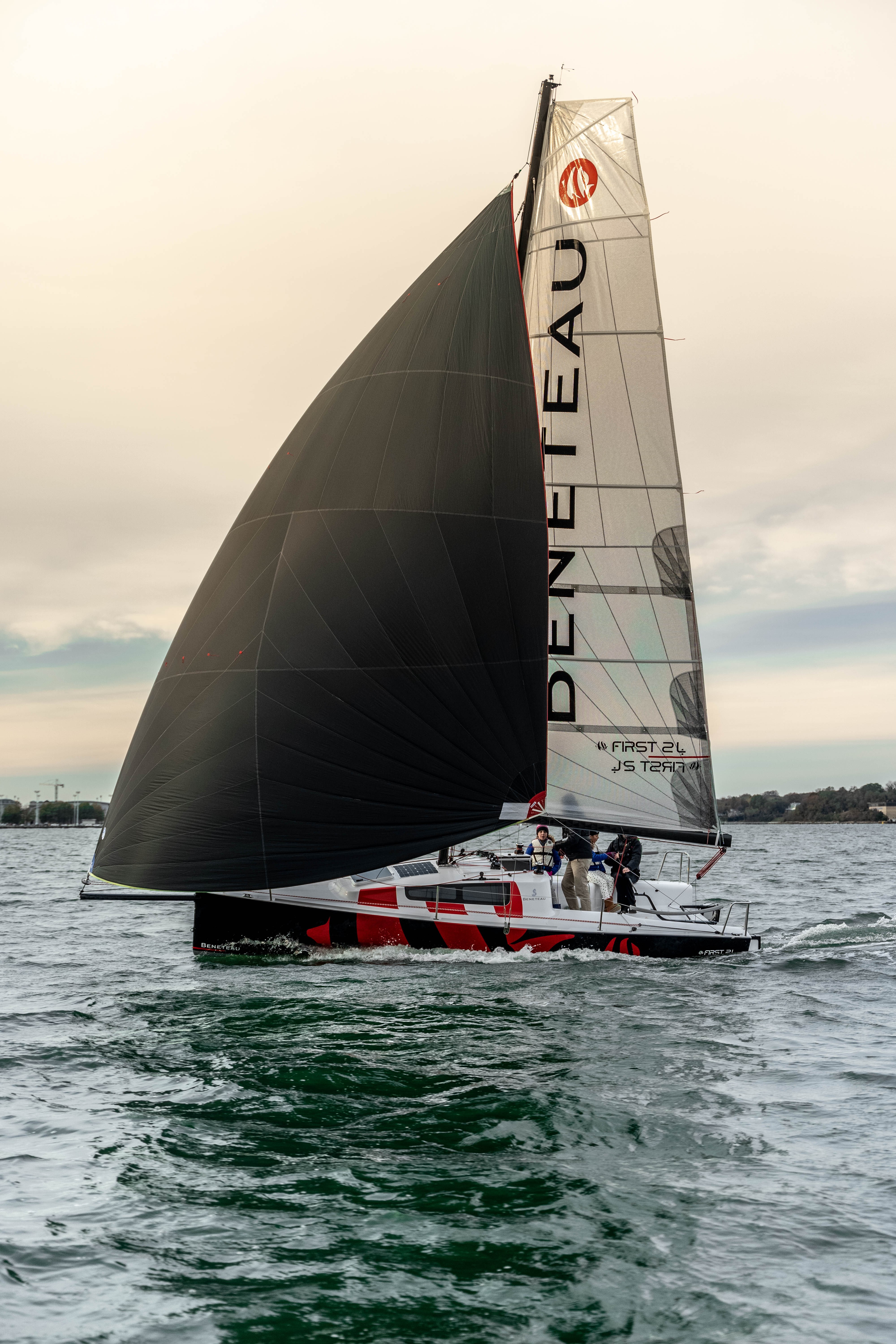 2026 Beneteau First 24