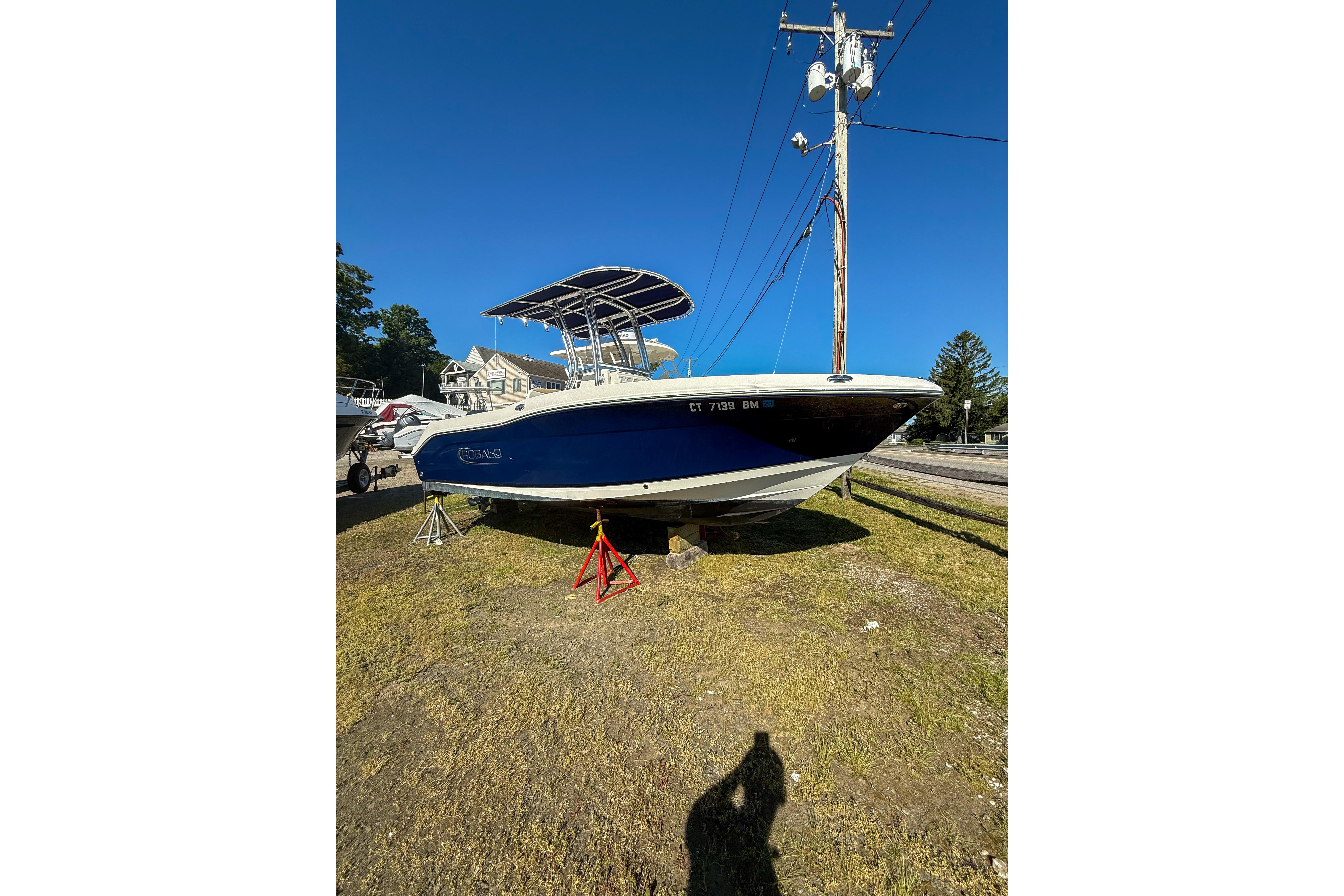 2021 Robalo R200 Center Console