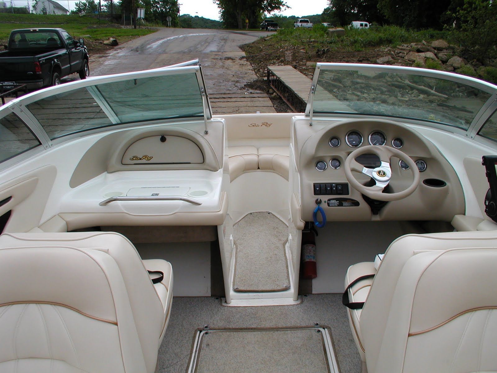 1998 Sea Ray 210 Bow Rider - 8
