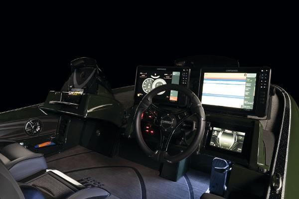 2026 Triton 20XP Patriot - 44