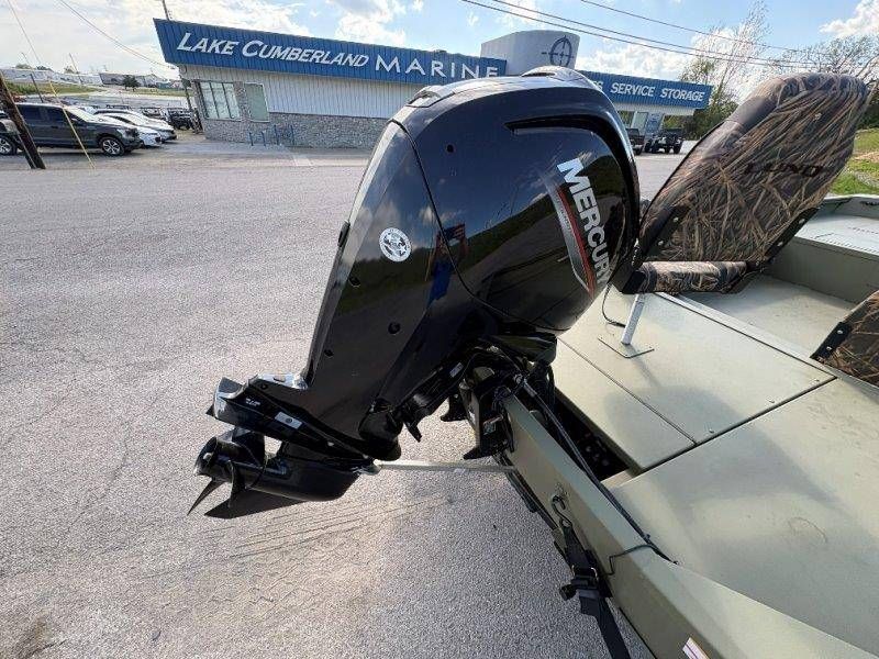 2022 Lund 1870 Predator SS - 21