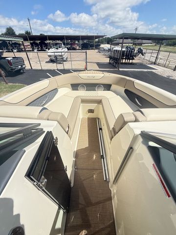 2026 Chris-Craft Bowrider Sportster WALKTHROUGH WINDSHIELD LUXURY B - 67