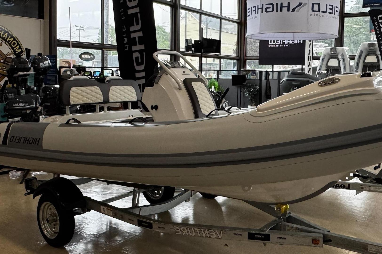 2025 Highfield Sport 390