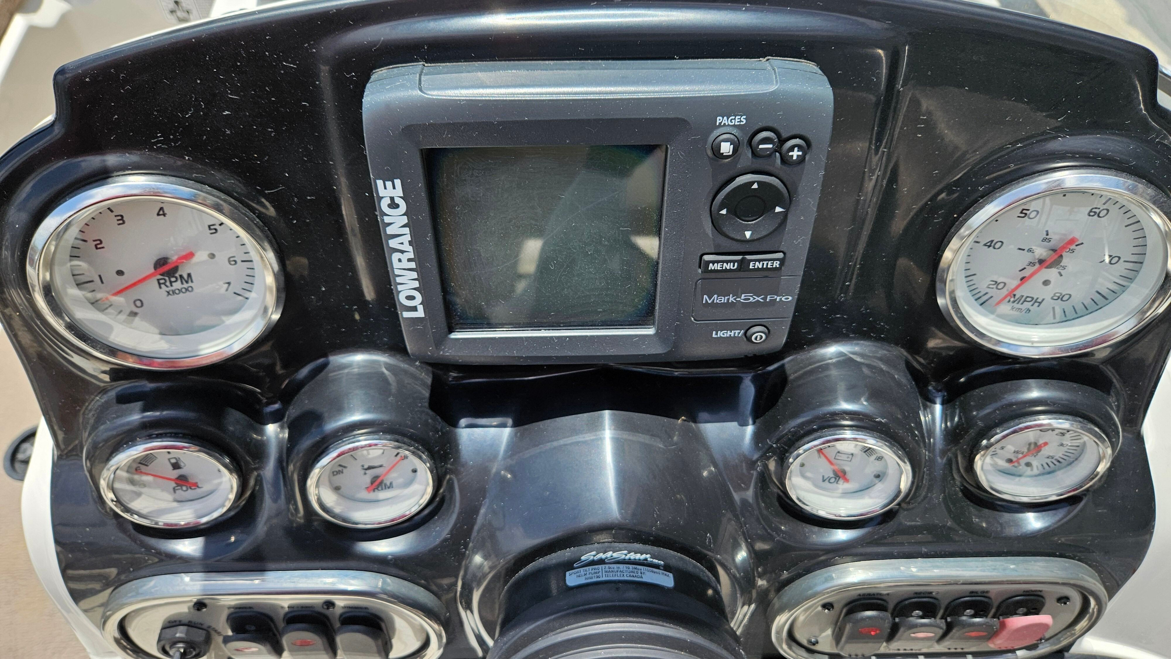 2013 NITRO Z7 SPORT - Image 13