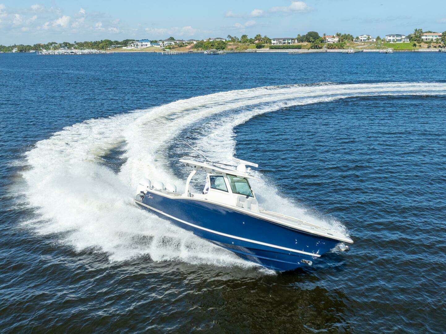 2023 Scout 355 LXF - Image 3