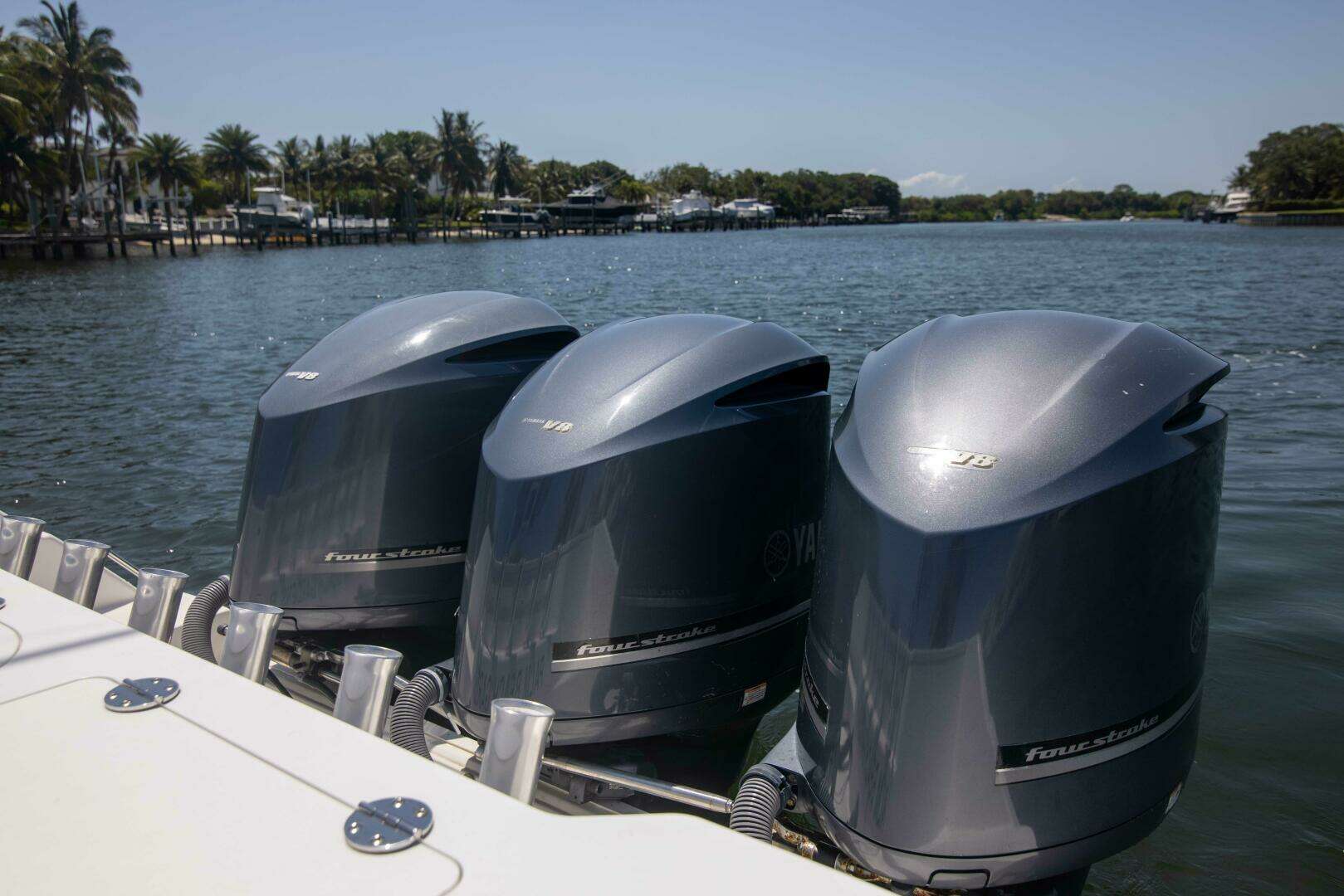 2009 Everglades 350CC - Image 21