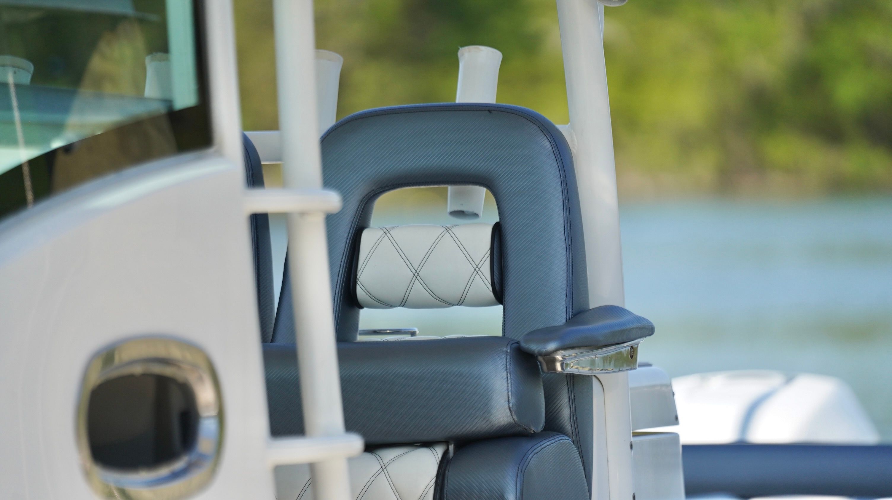 2013 Boston Whaler 350 Outrage - 145