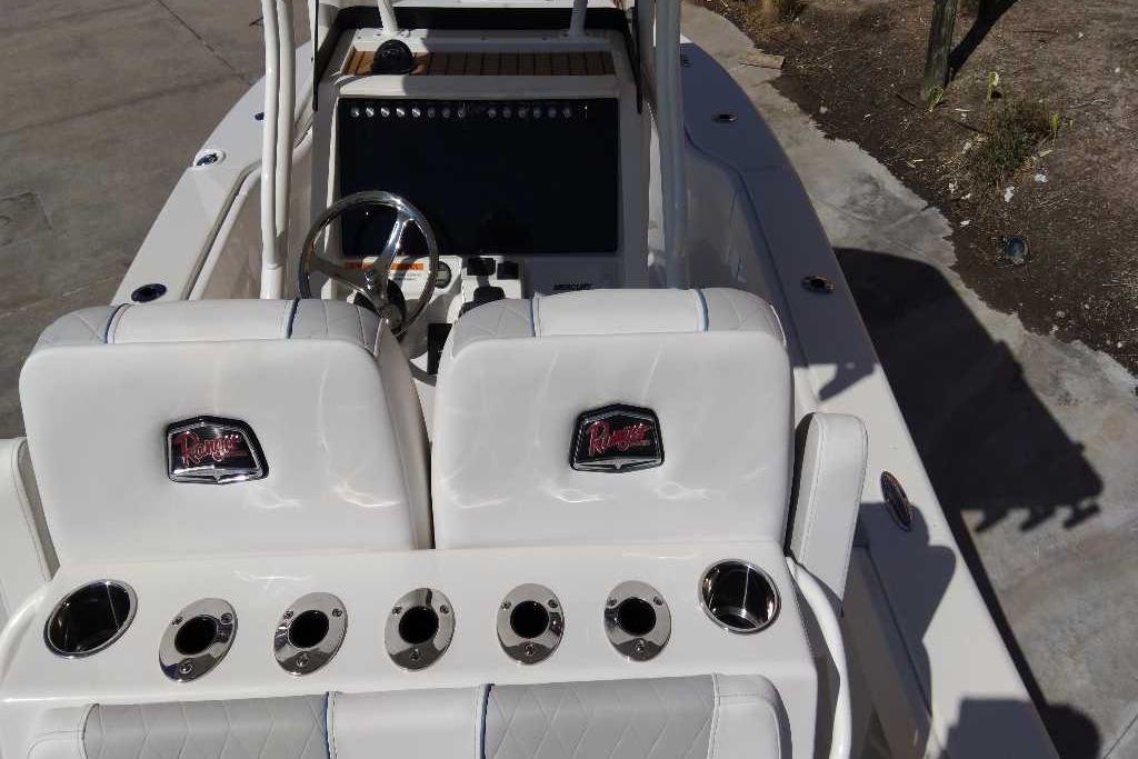 2026 Ranger 2600 Bay boat interior with dual seats and steering console.