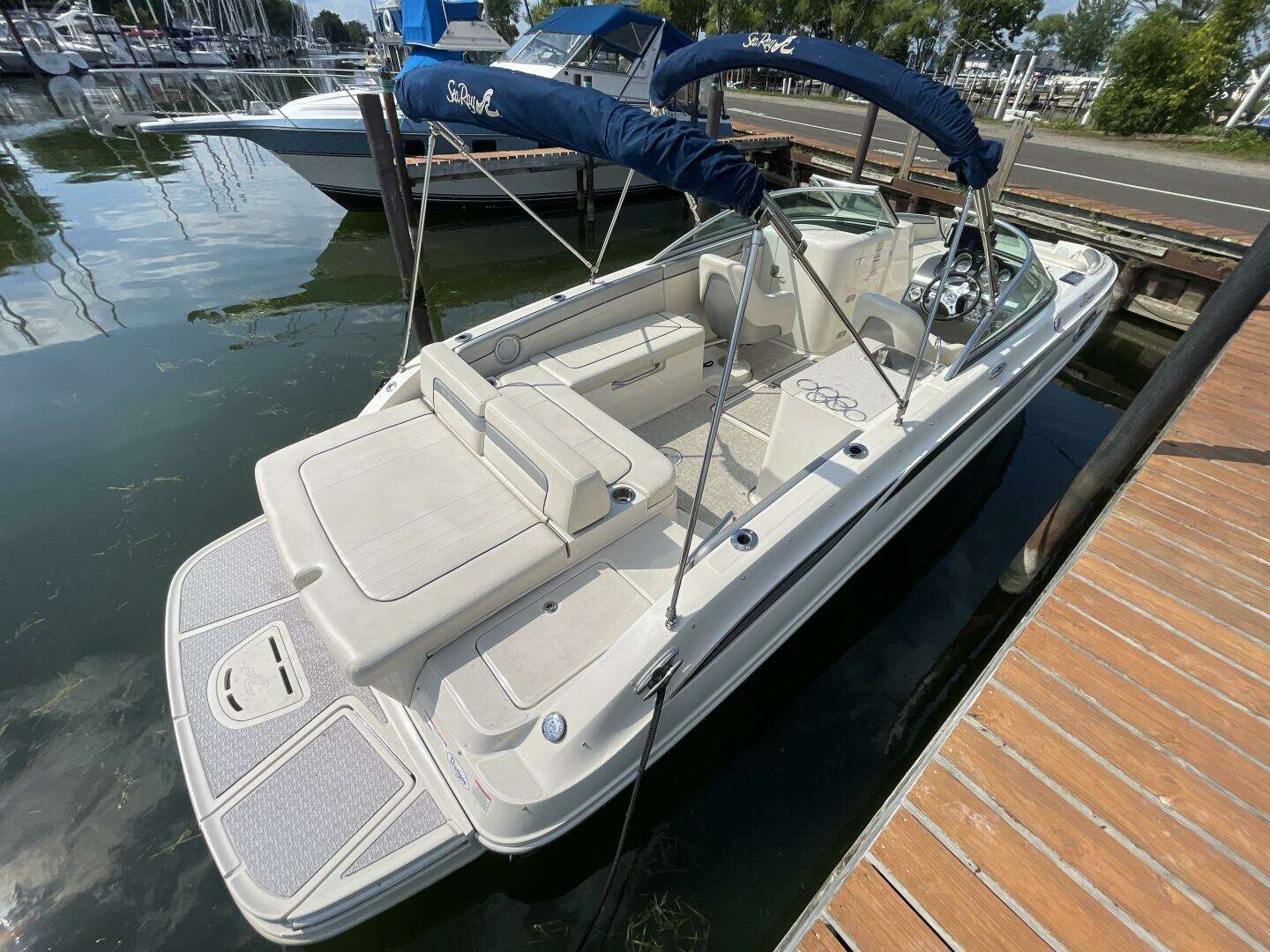2010 Sea Ray 280 Sun Deck - Image 19