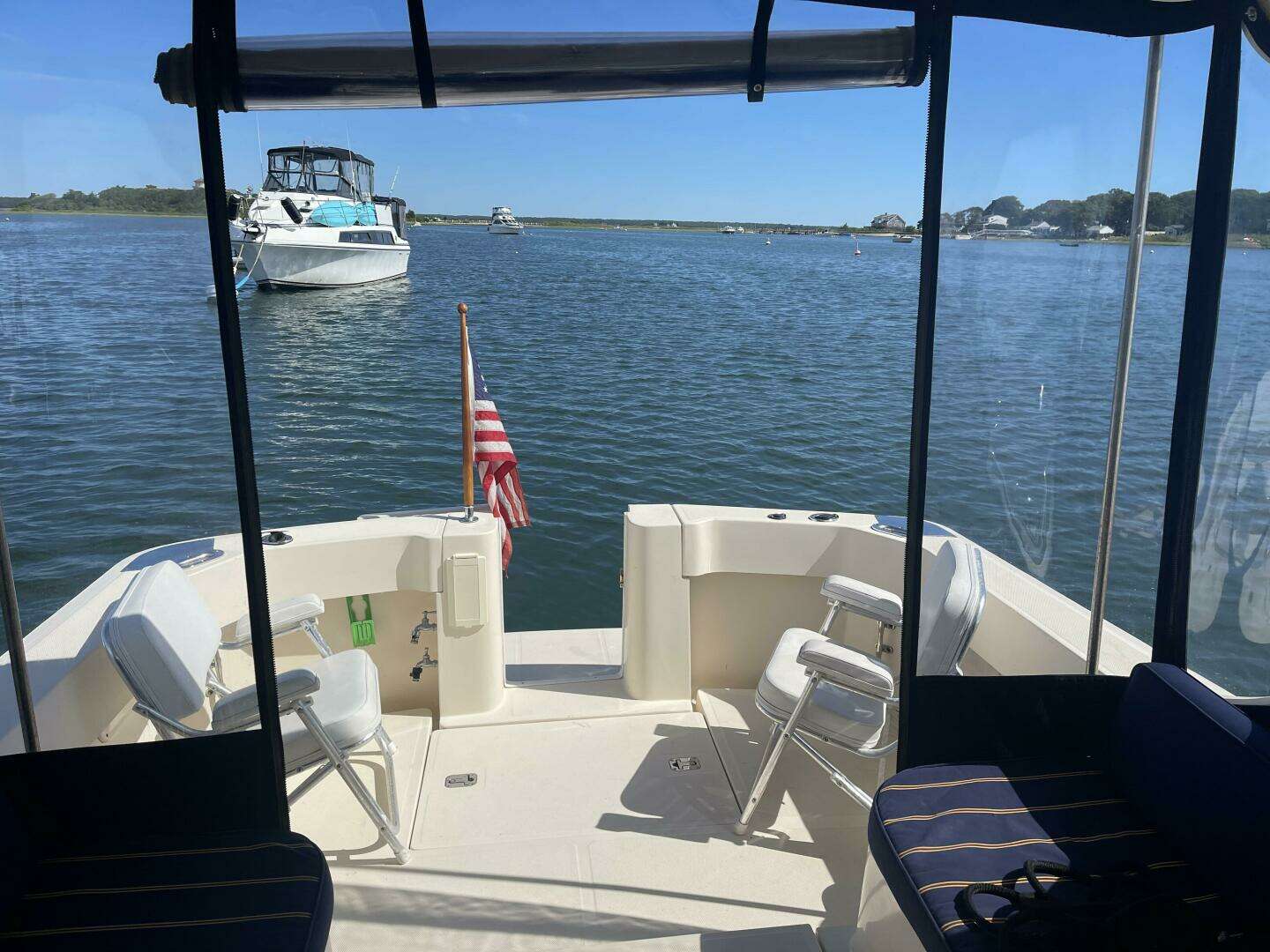 2005 Mainship 30 Pilot II - Image 5