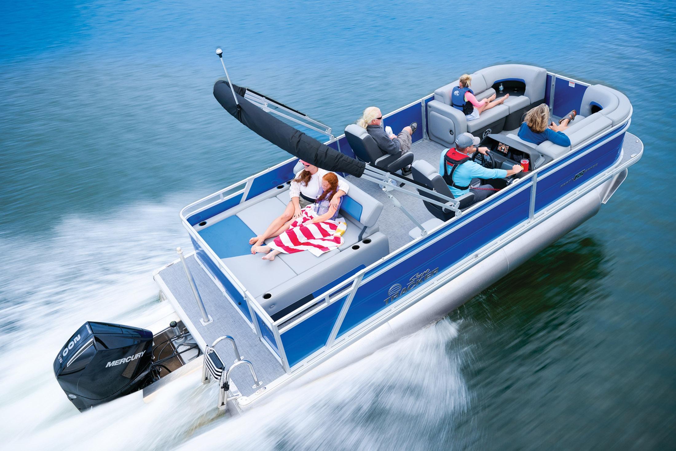 2026 Sun Tracker Party Barge 22 RF XP3 - 82