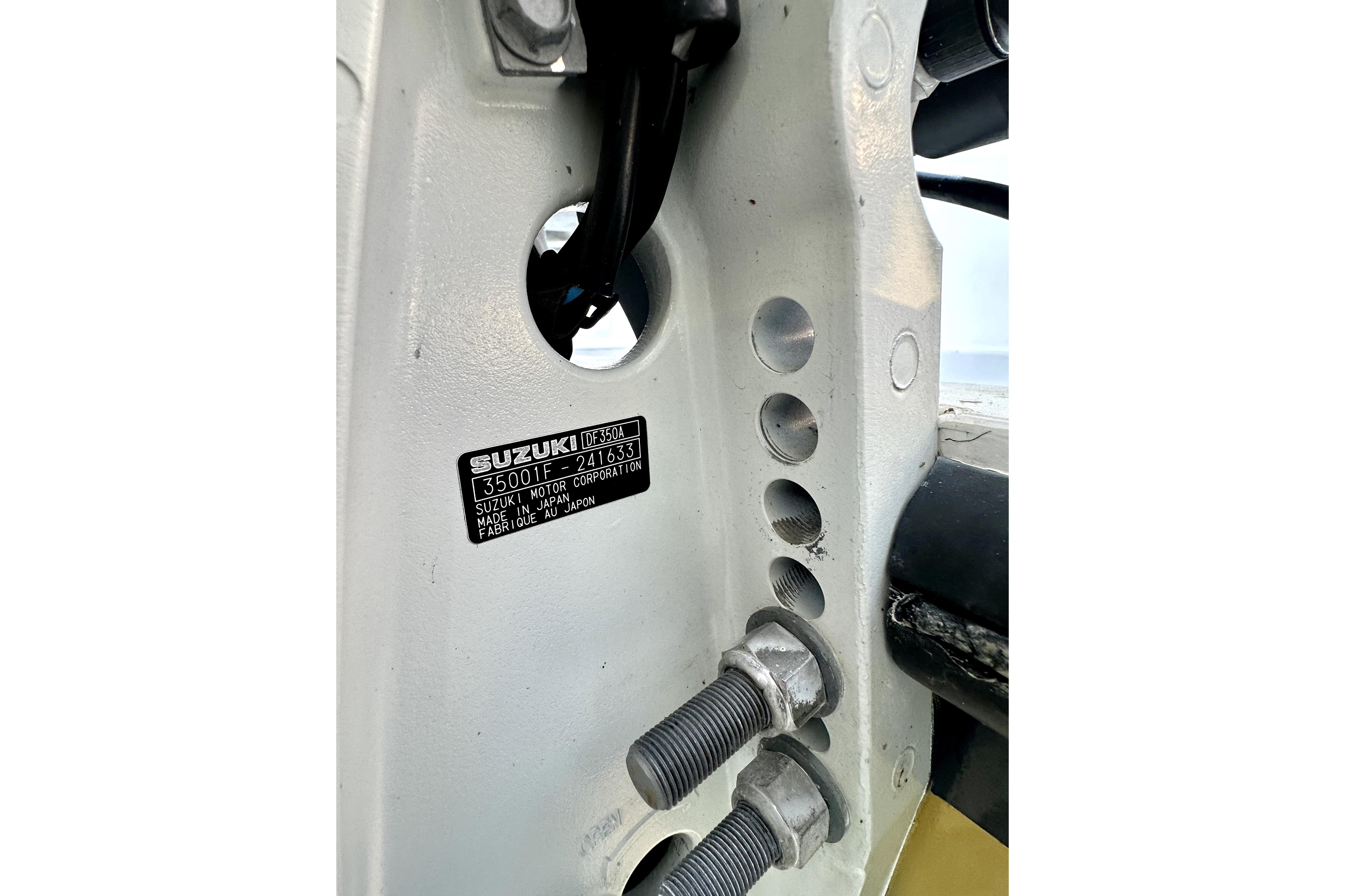 Suzuki DF350A engine mount on 2006 Contender 35 Express Side Console boat.