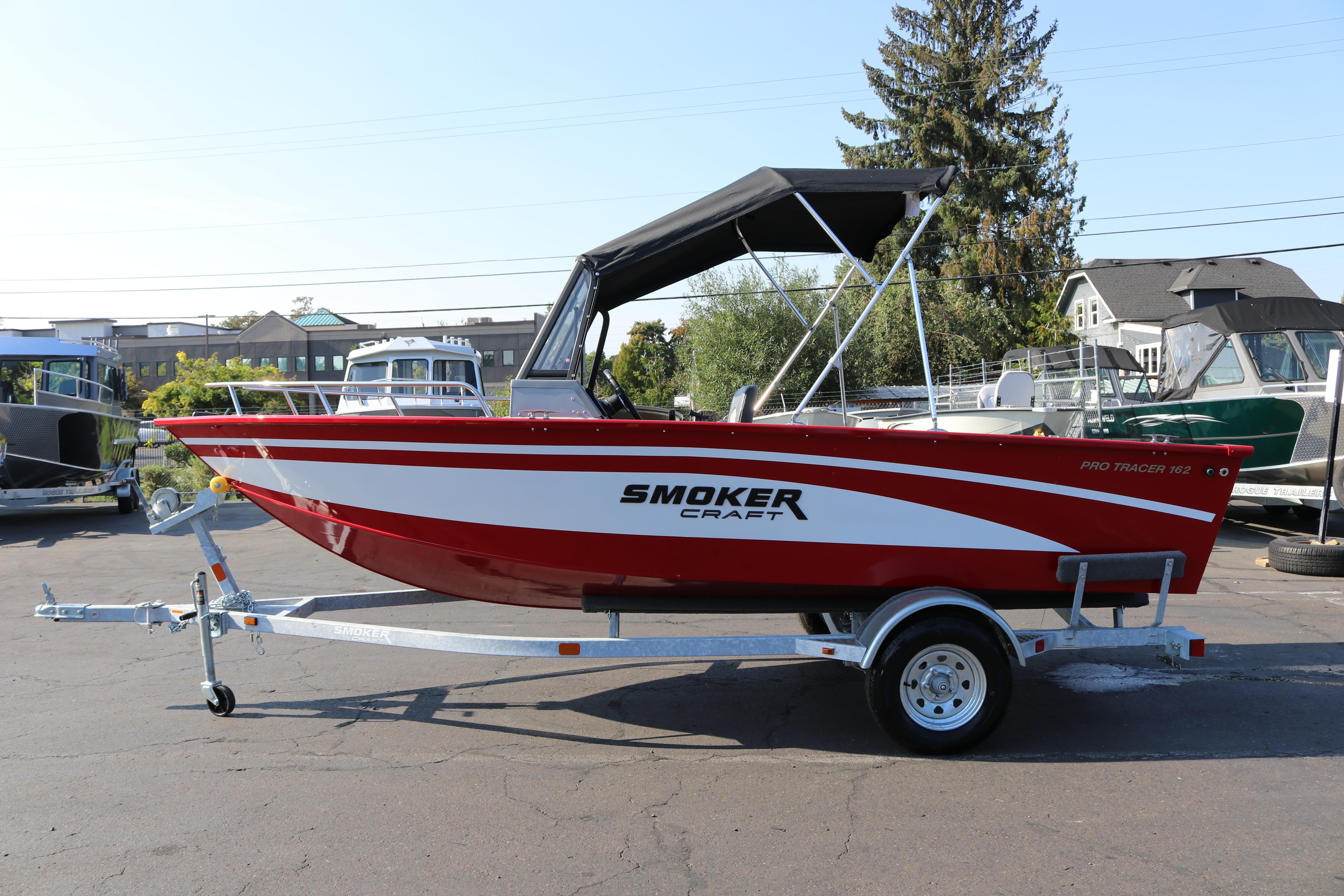 2026 Smoker Craft Pro Tracer 162