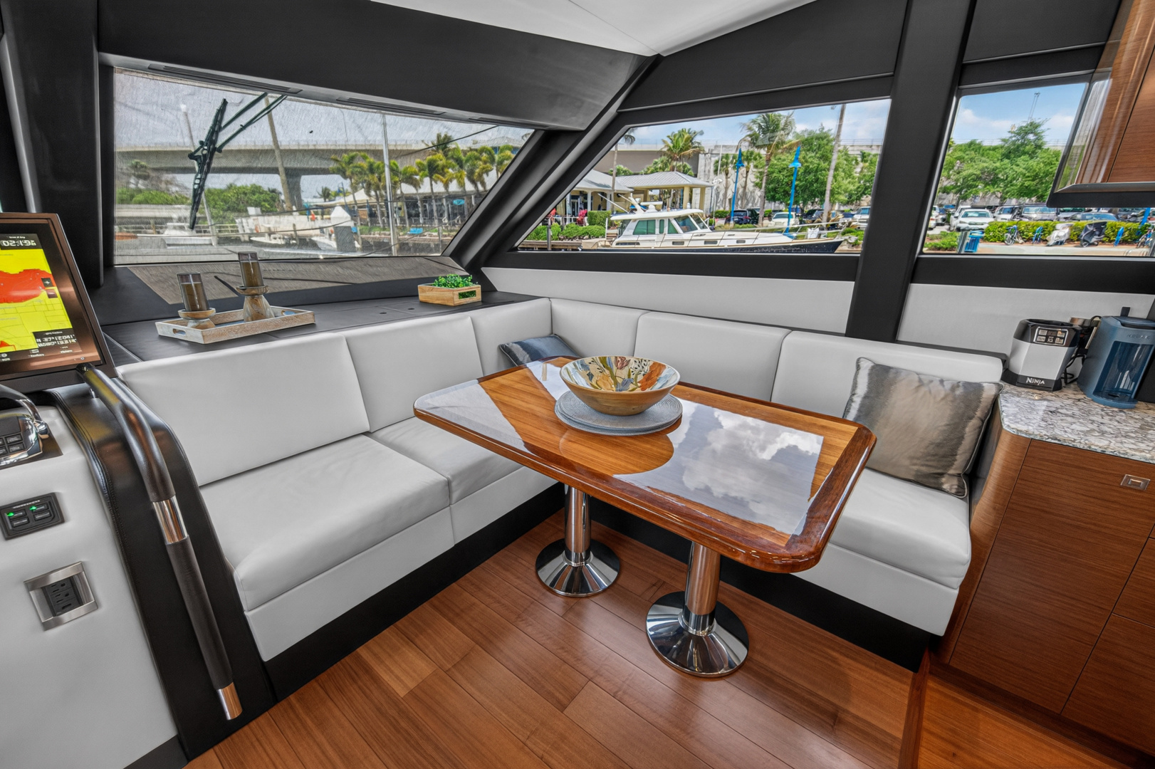 2021 Ocean Alexander 70E - Image 44
