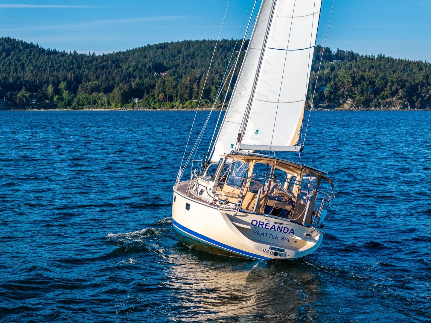 2020 Island Packet 349 - Image 8