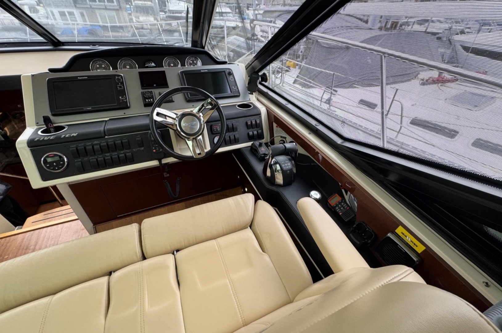 2015 Sea Ray Sundancer 510 - Image 28