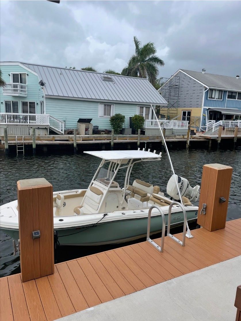 2018 Pioneer 202 Islander