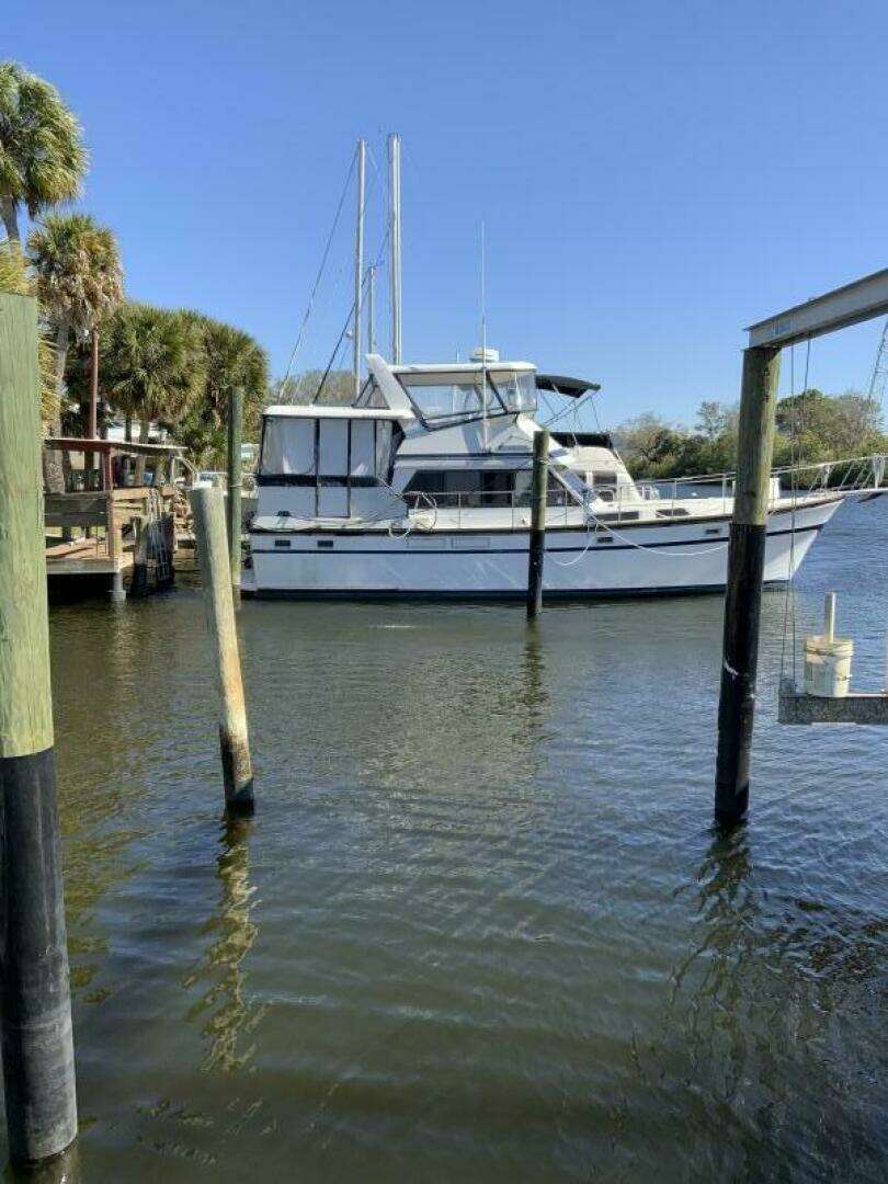 1987 President 41 Double Cabin Motor Yacht - Image 7