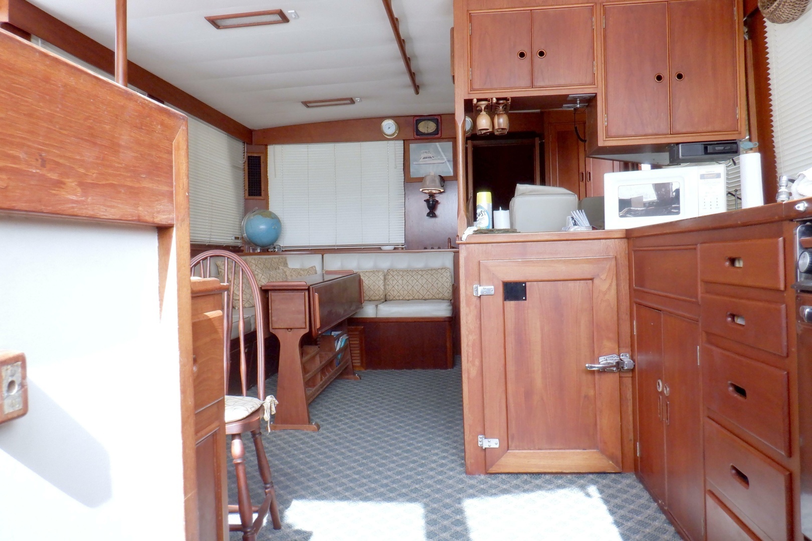 1980 Grand Banks 49 Classic - Image 36