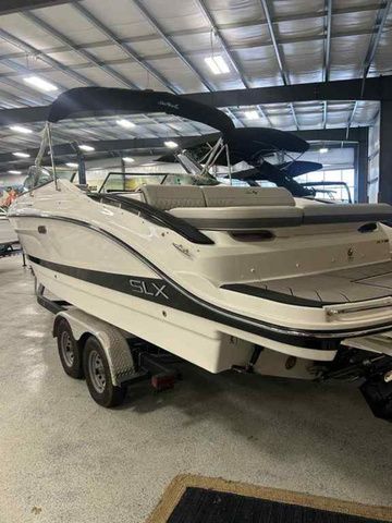 2025 Sea Ray SLX 280 - 2