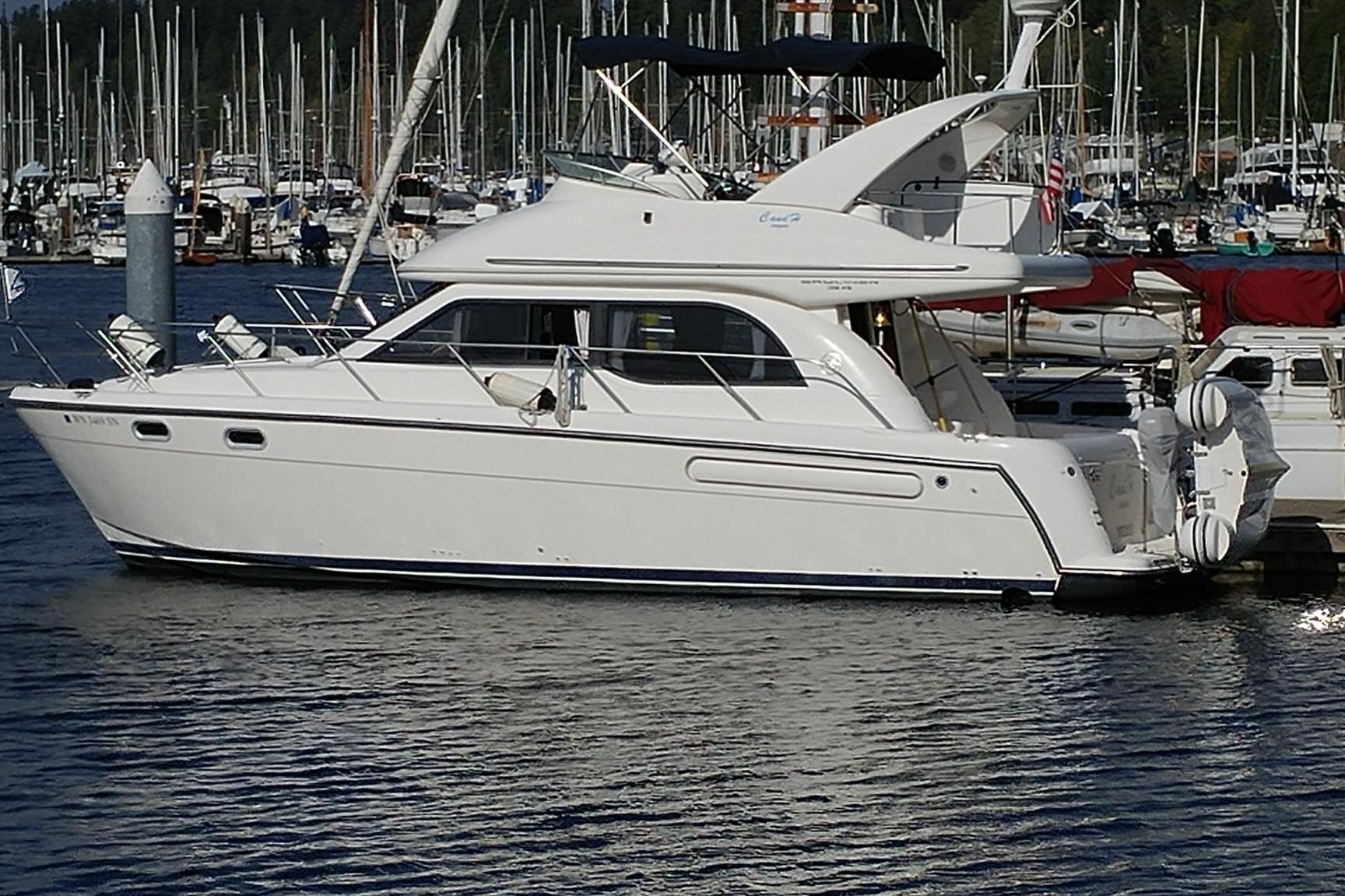2001 Bayliner 3488 Command Bridge Motoryacht
