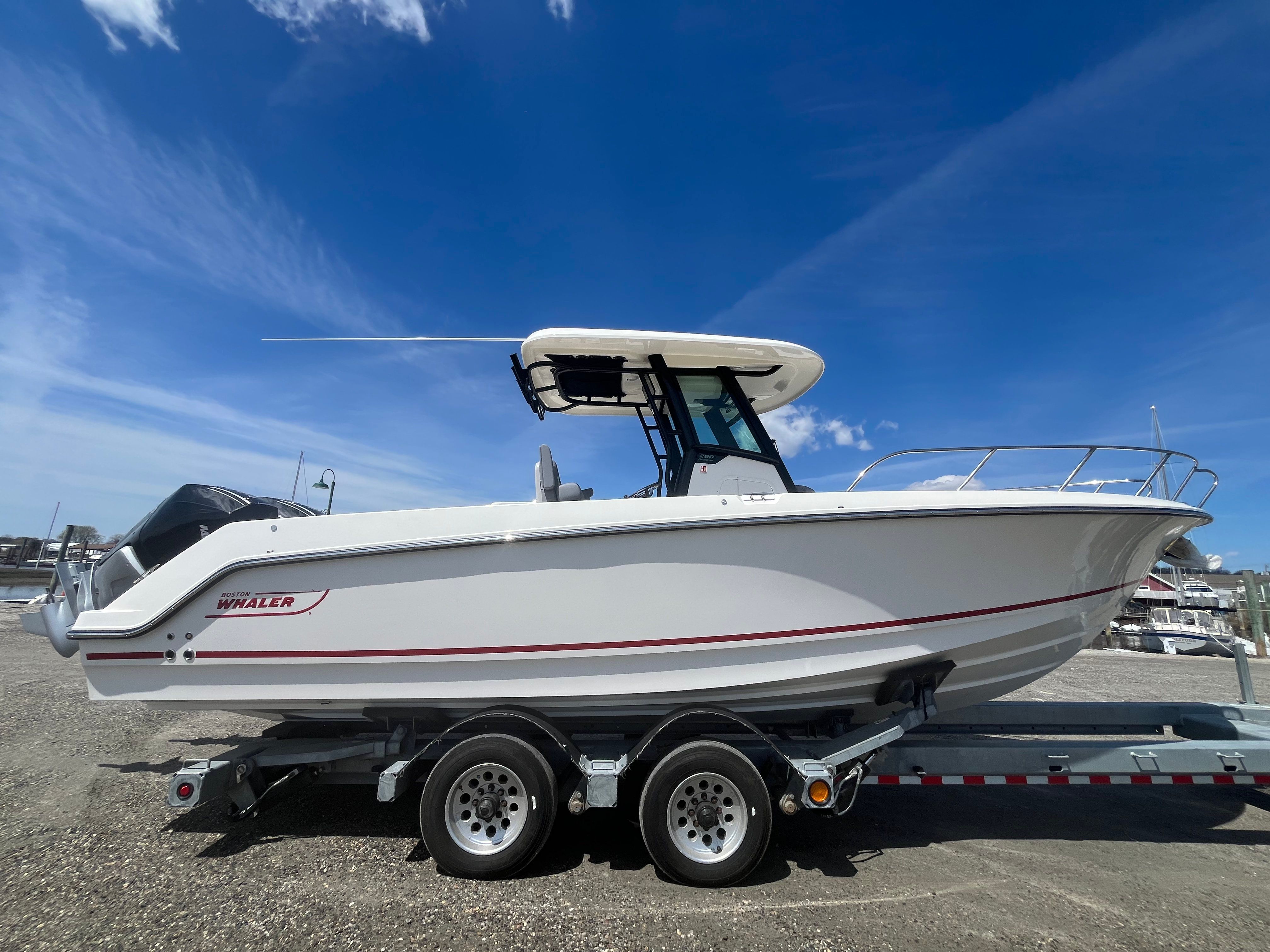 2026 Boston Whaler 280 Outrage