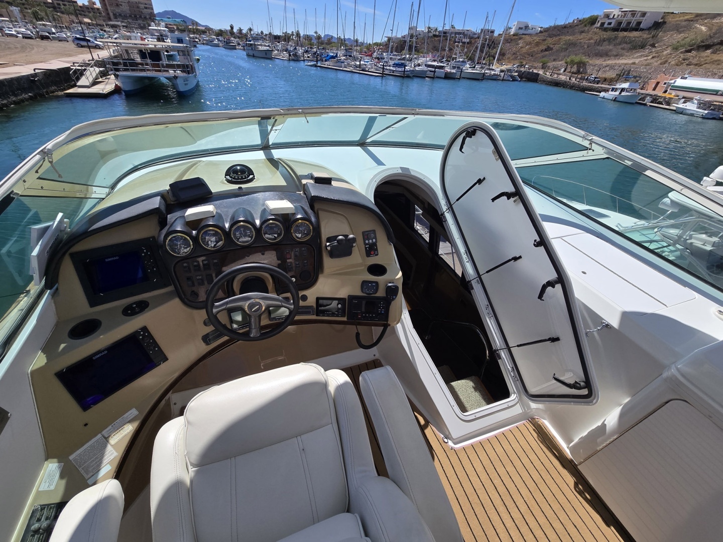2001 Carver 570 Voyager Pilothouse - Image 42
