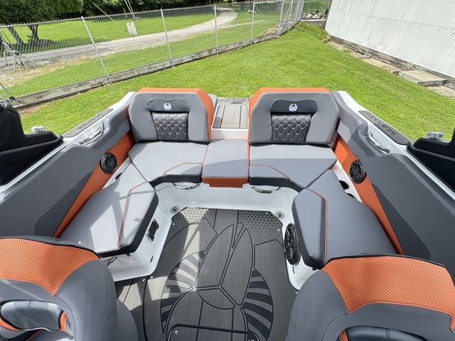 2027 Scarab 210 LX Wake - 27