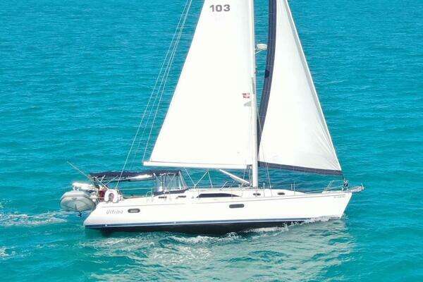 2015 Catalina 445